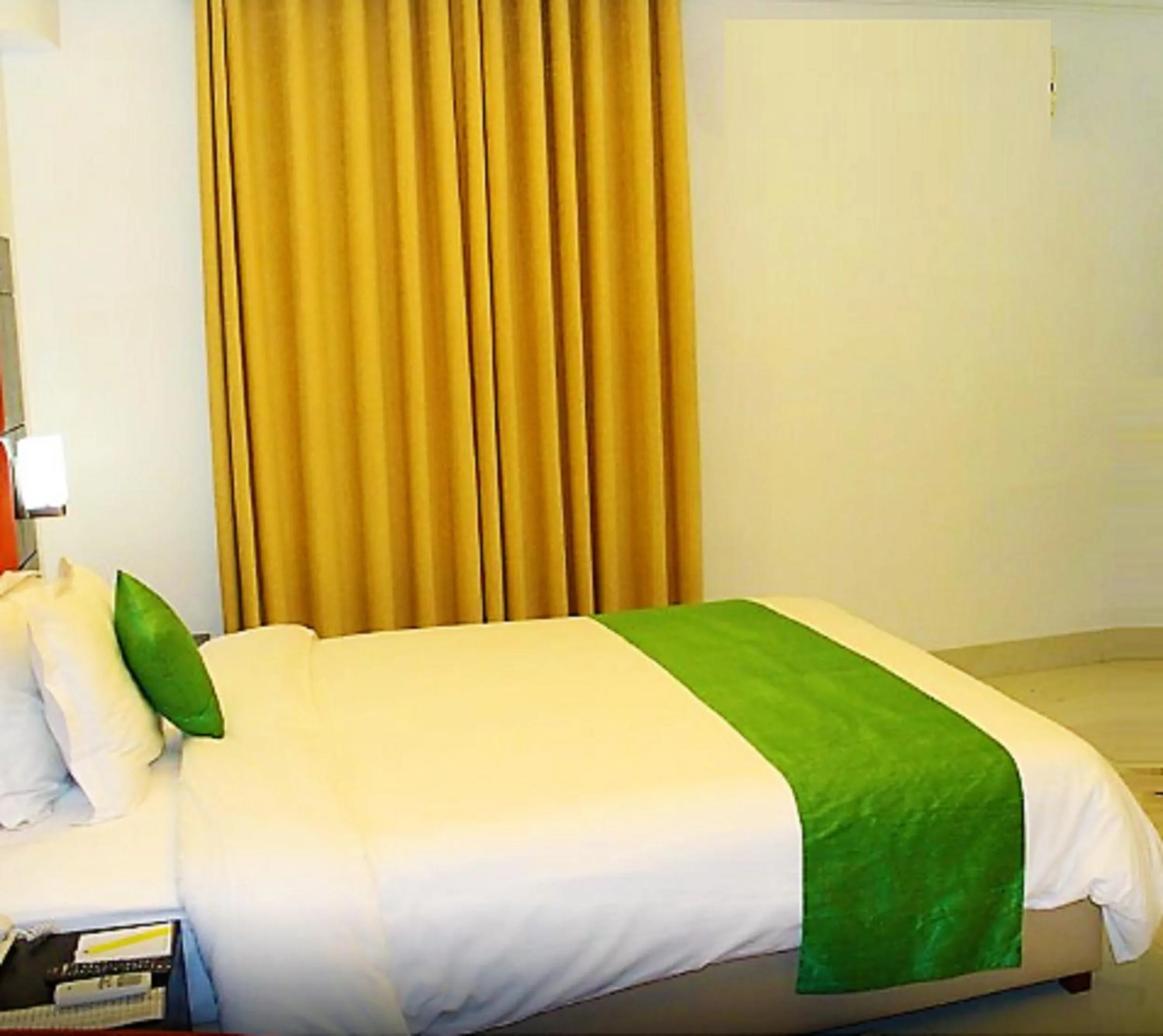 Bedroom, Bed in Dhaka Golden Inn - Banani'Lakeside