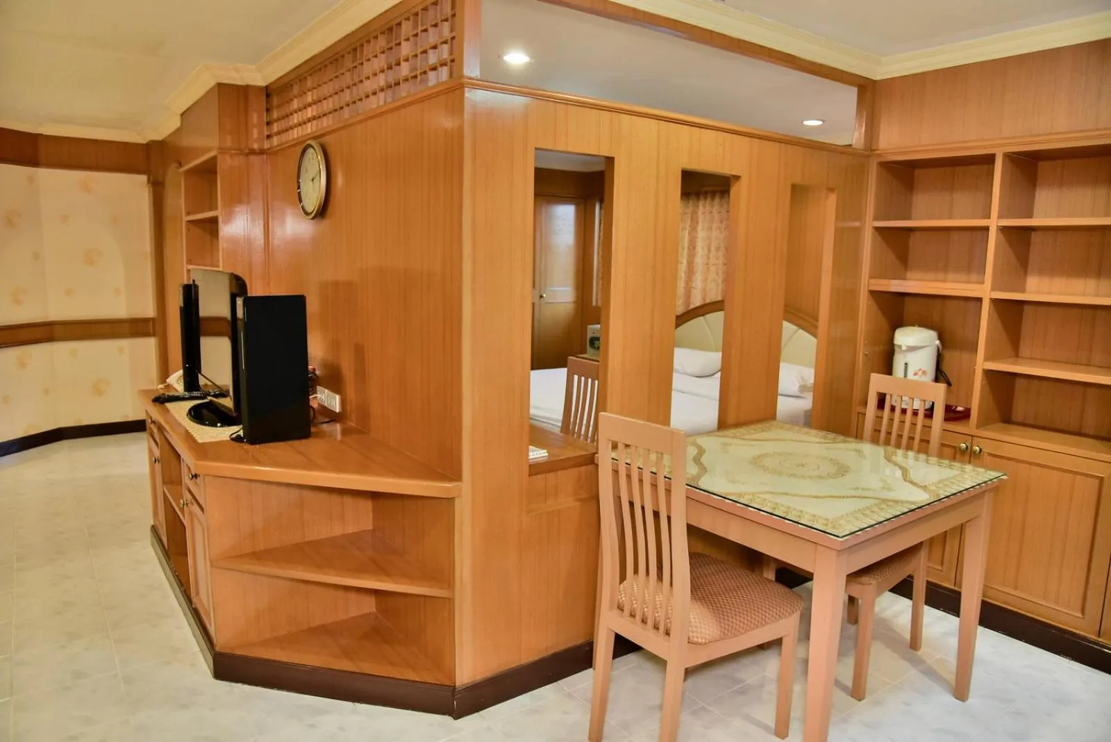 The Kaze 34 Hotel and Serviced Residence