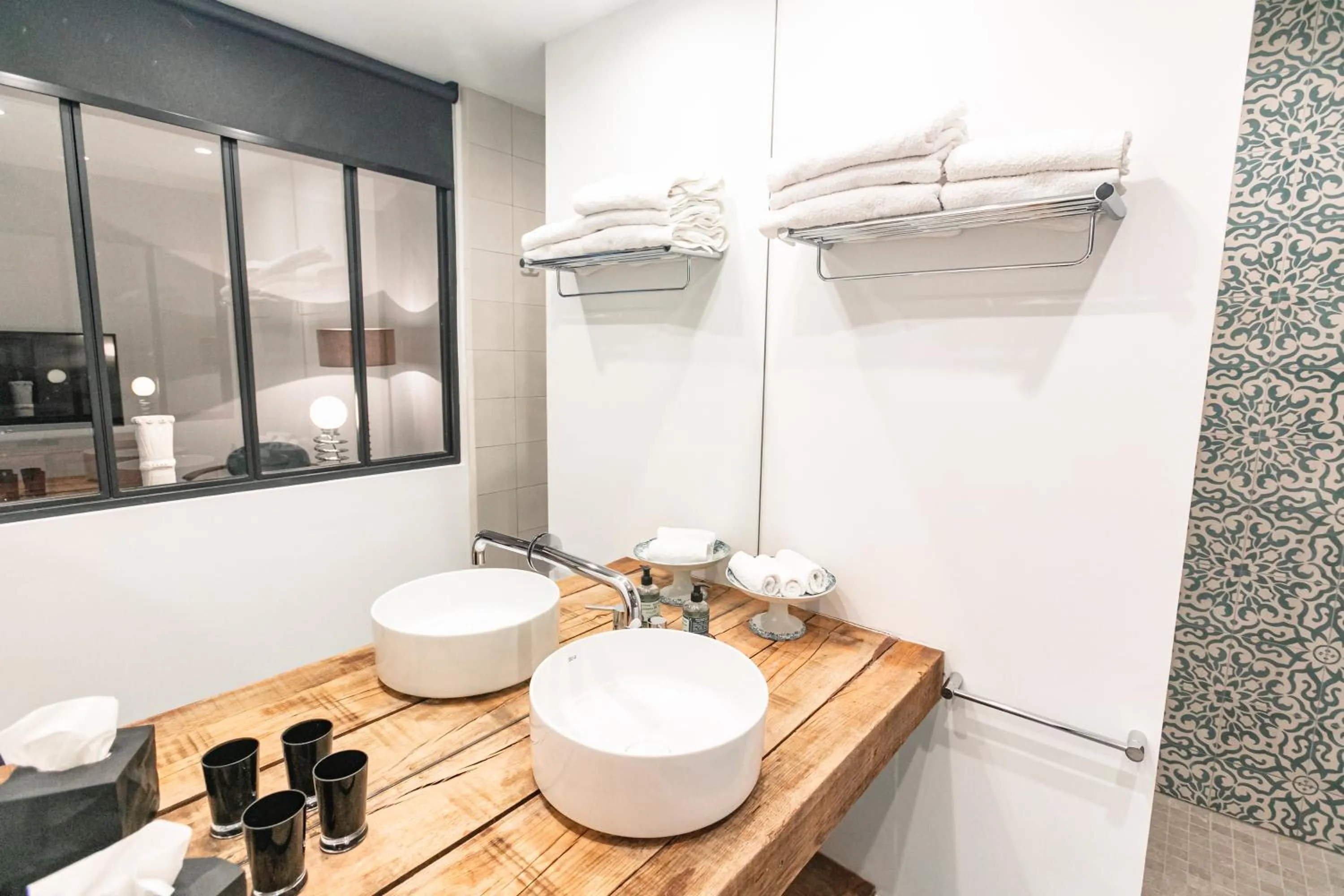 Bathroom in Gabrielle Jeanne