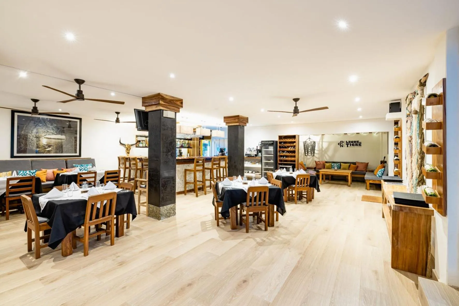 Property building in Cafe Playa Negra Hotel