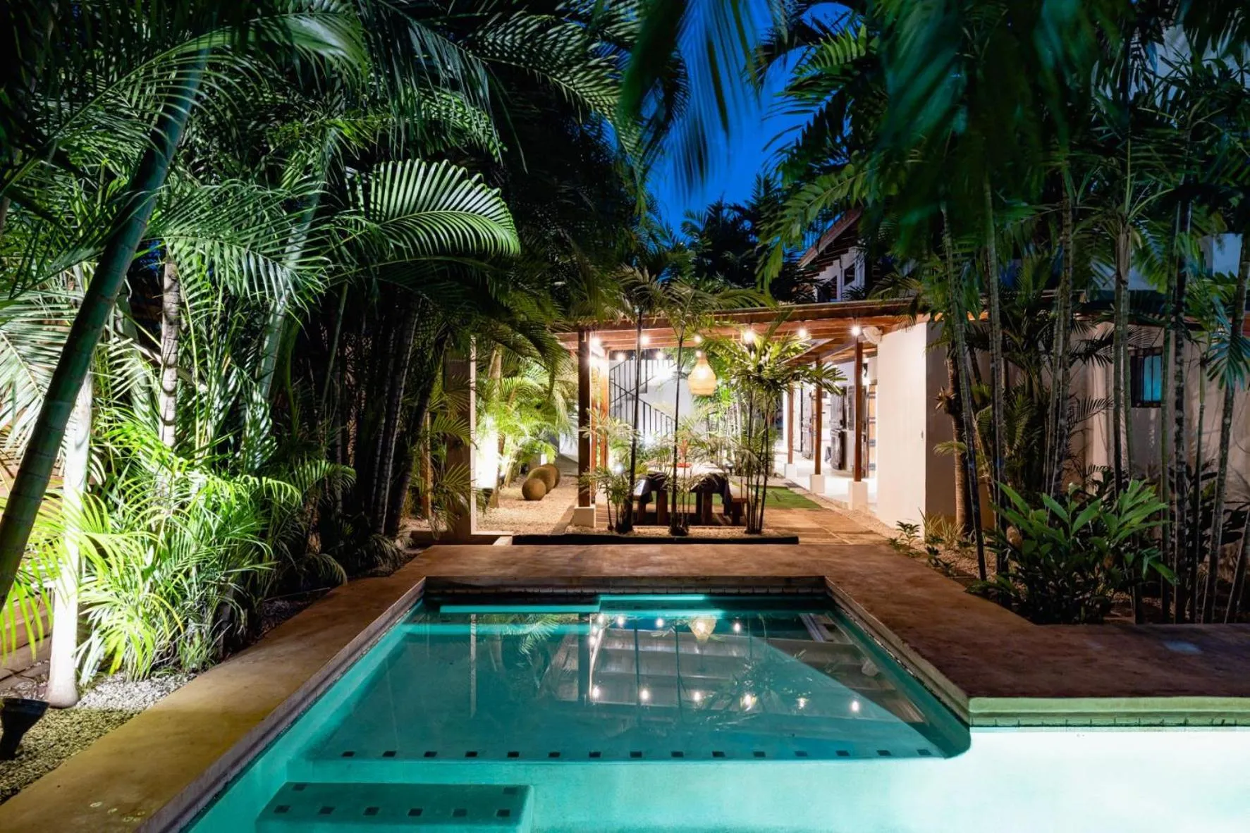 Property building in Cafe Playa Negra Hotel