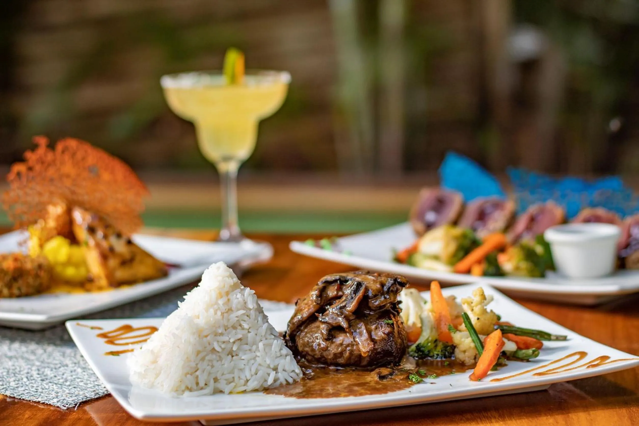 Restaurant/places to eat in Cafe Playa Negra Hotel