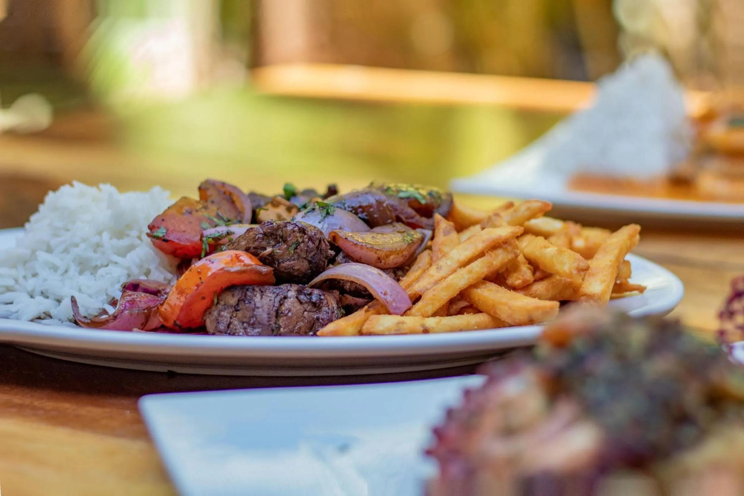 Restaurant/places to eat in Cafe Playa Negra Hotel