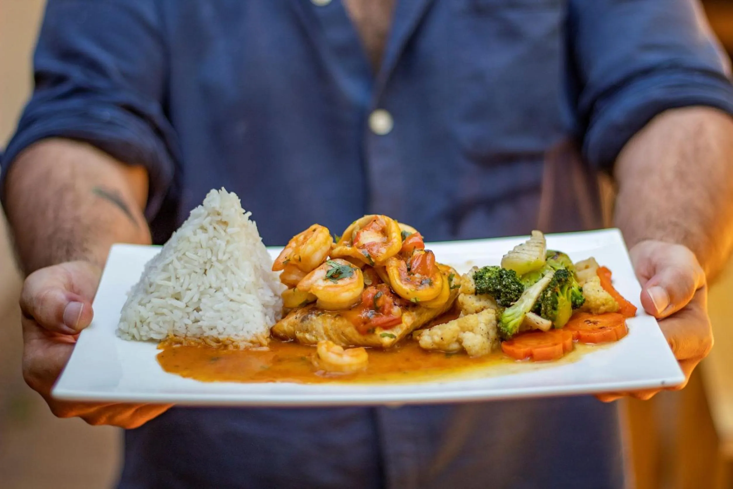 Restaurant/places to eat in Cafe Playa Negra Hotel