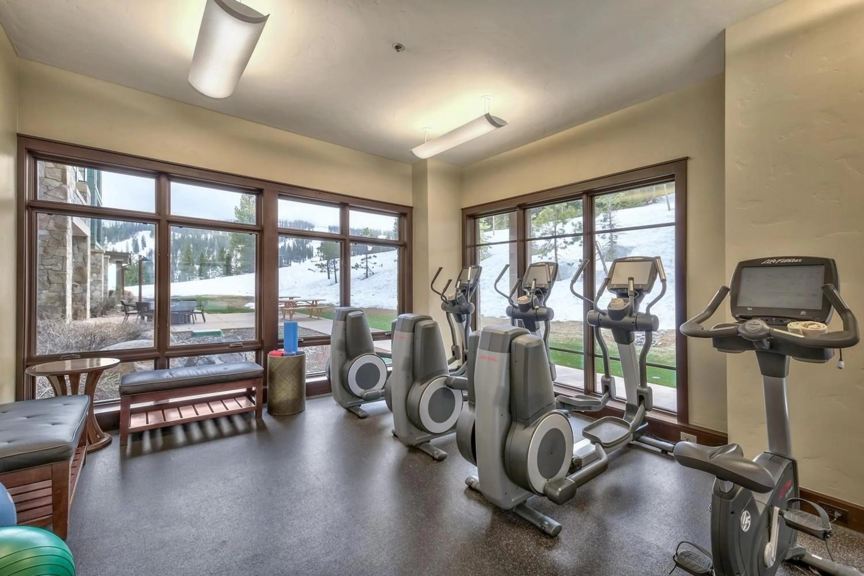 Fitness centre/facilities in Constellation Residences