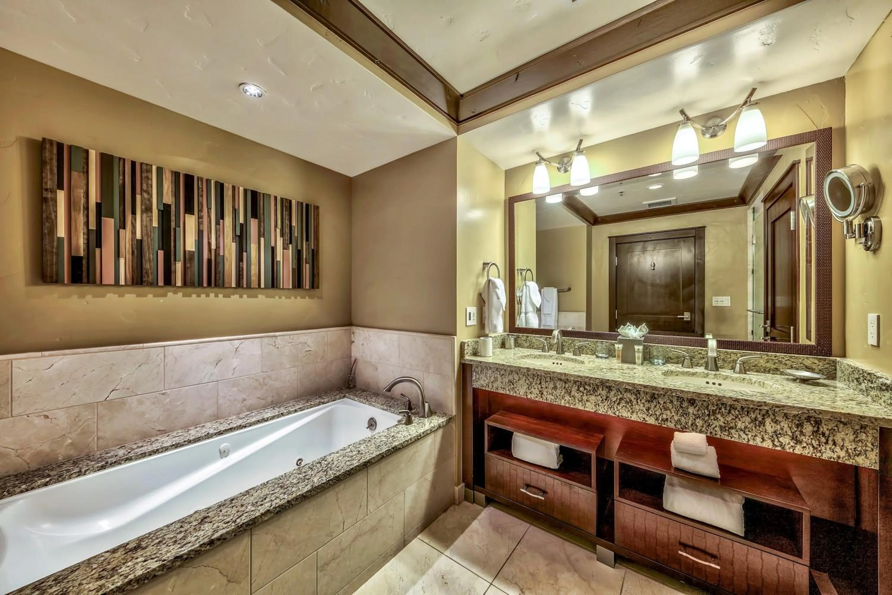 Bathroom in Constellation Residences