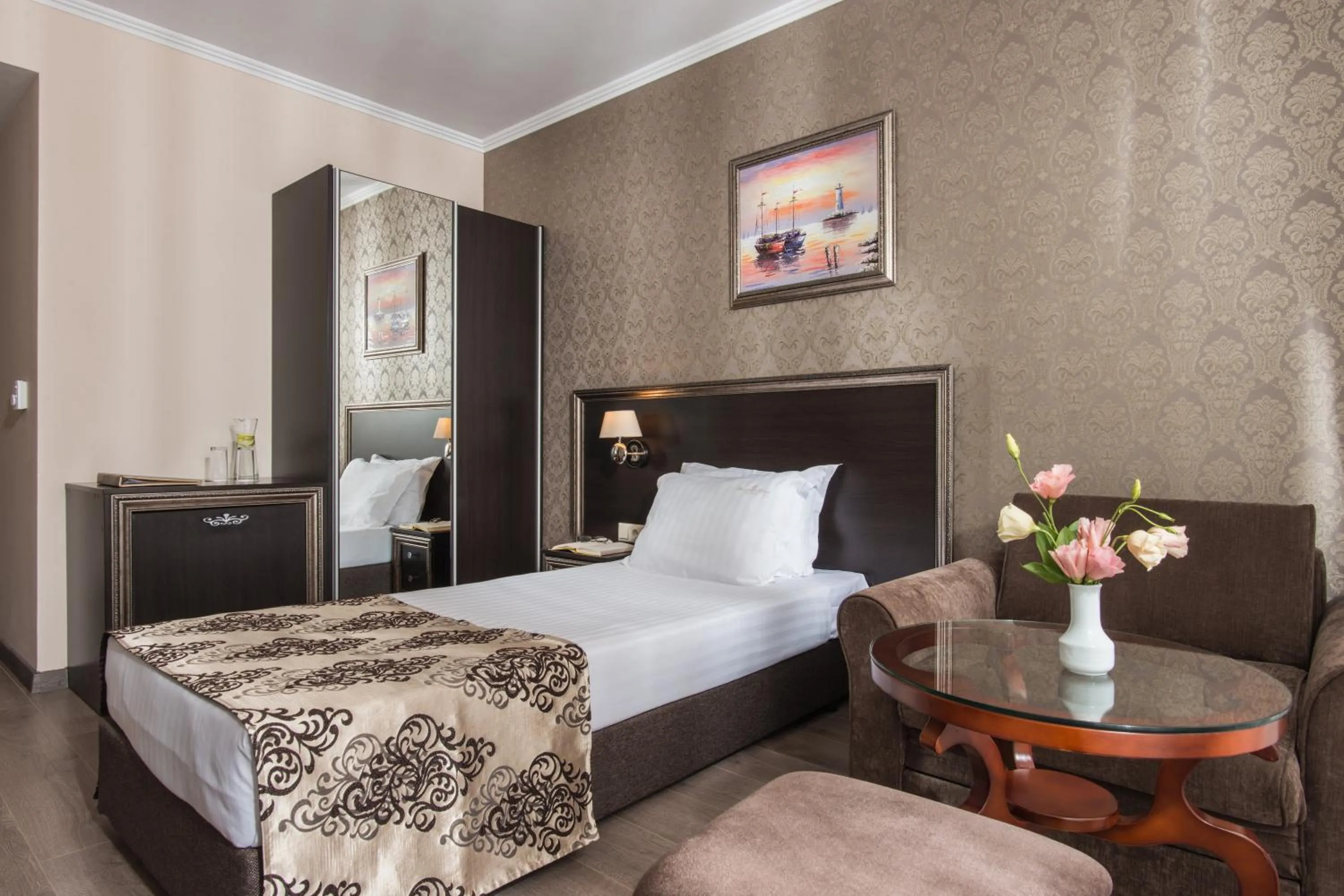 Bedroom, Bed in Hotel & SPA Diamant Residence - All Inclusive