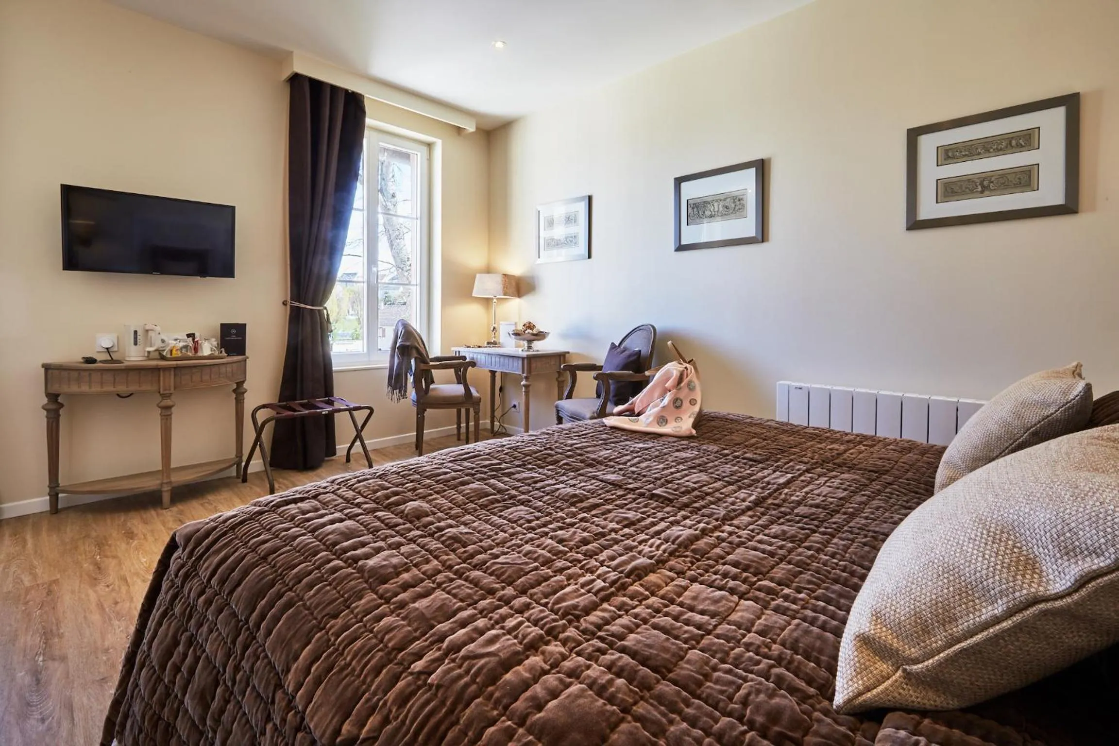 Bed in Les Villas d'Arromanches, Teritoria