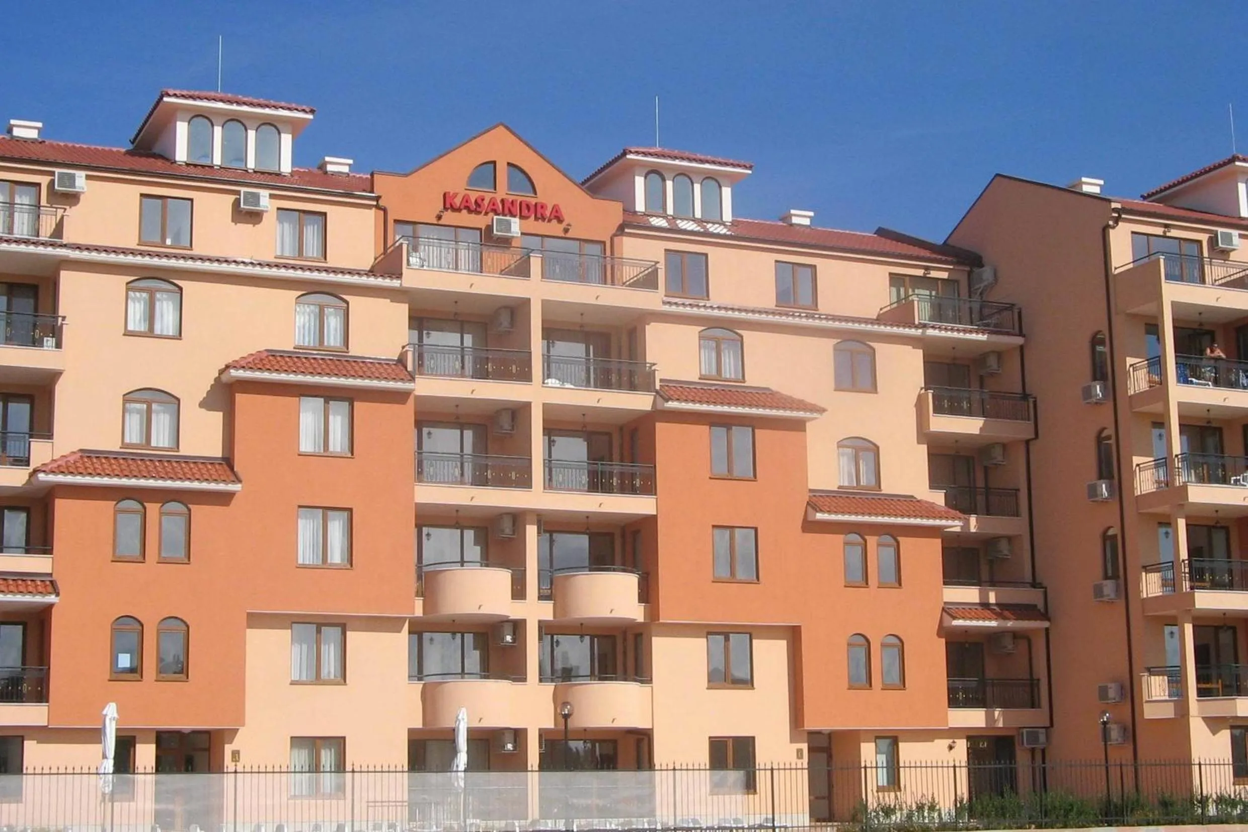 Facade/entrance in Apart Hotel Kasandra
