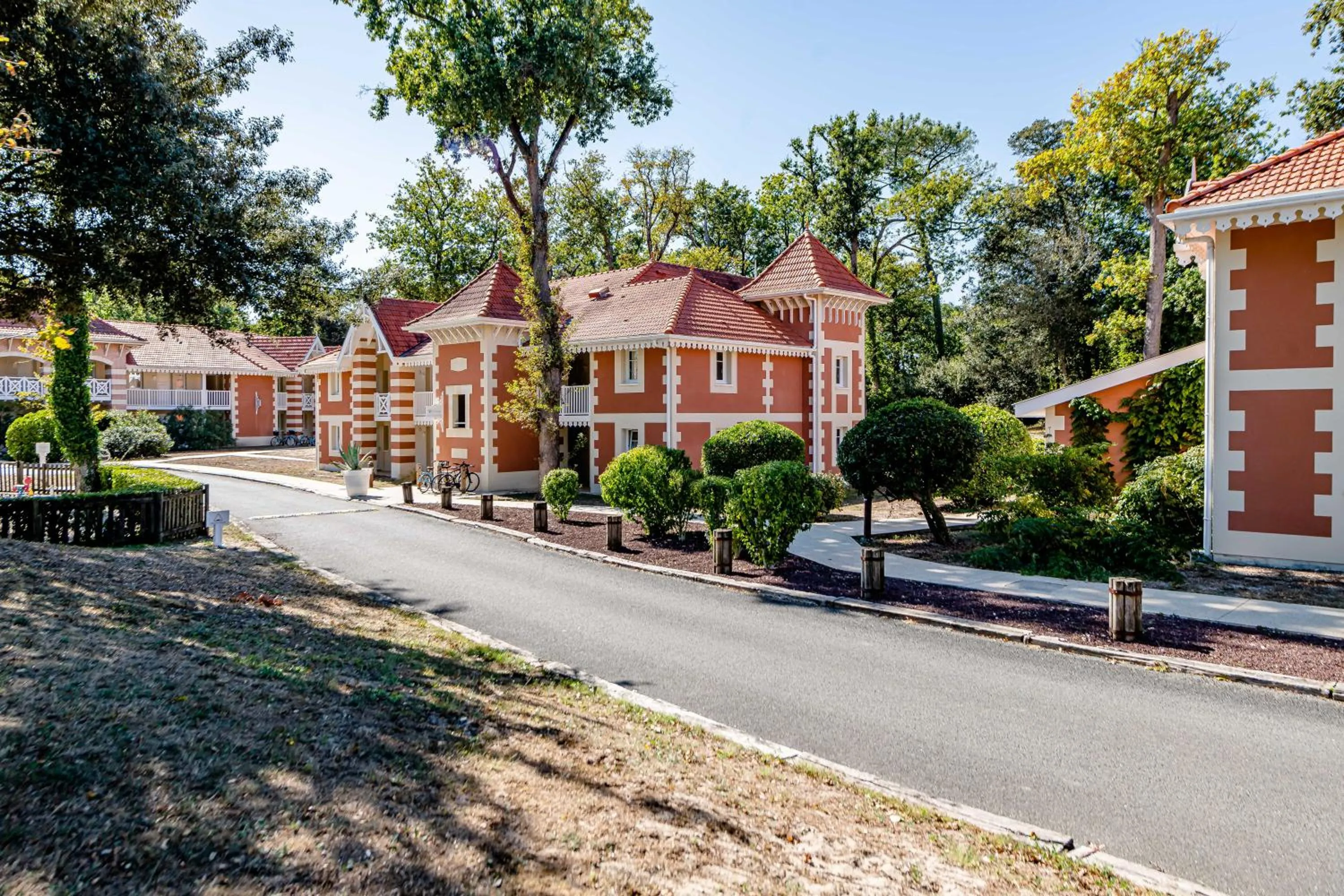 Property building in Résidence Pierre & Vacances Les Dunes du Médoc