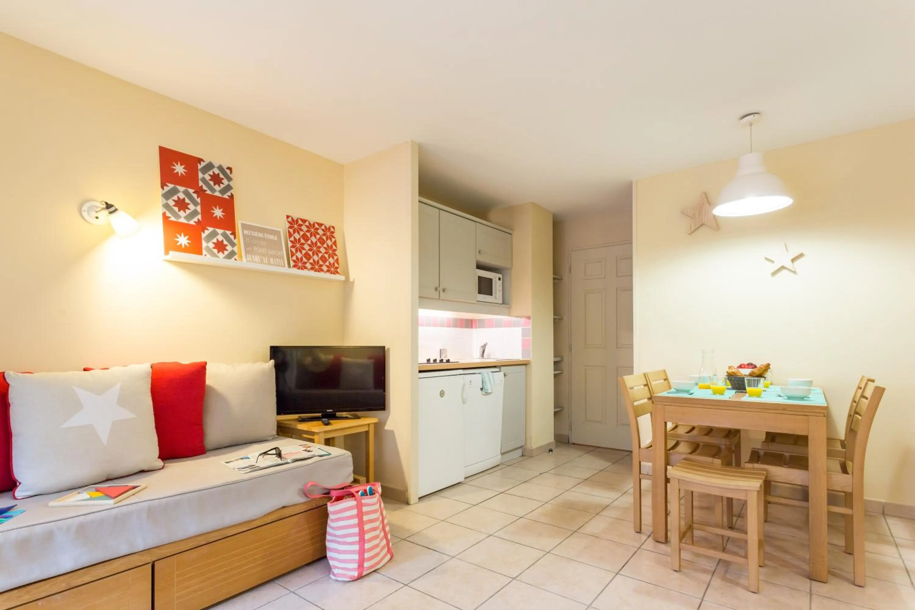 TV and multimedia in Résidence Pierre & Vacances Les Dunes du Médoc