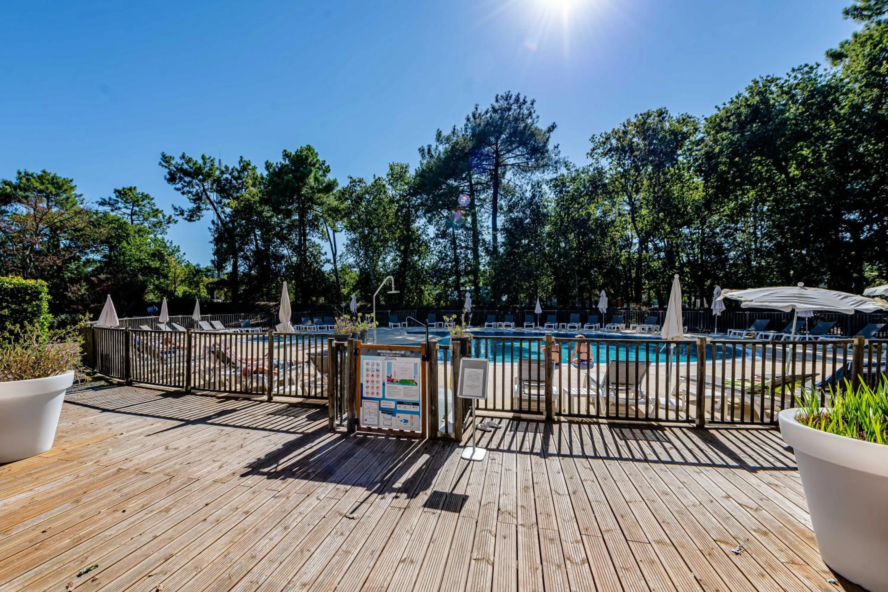 Patio in Résidence Pierre & Vacances Les Dunes du Médoc