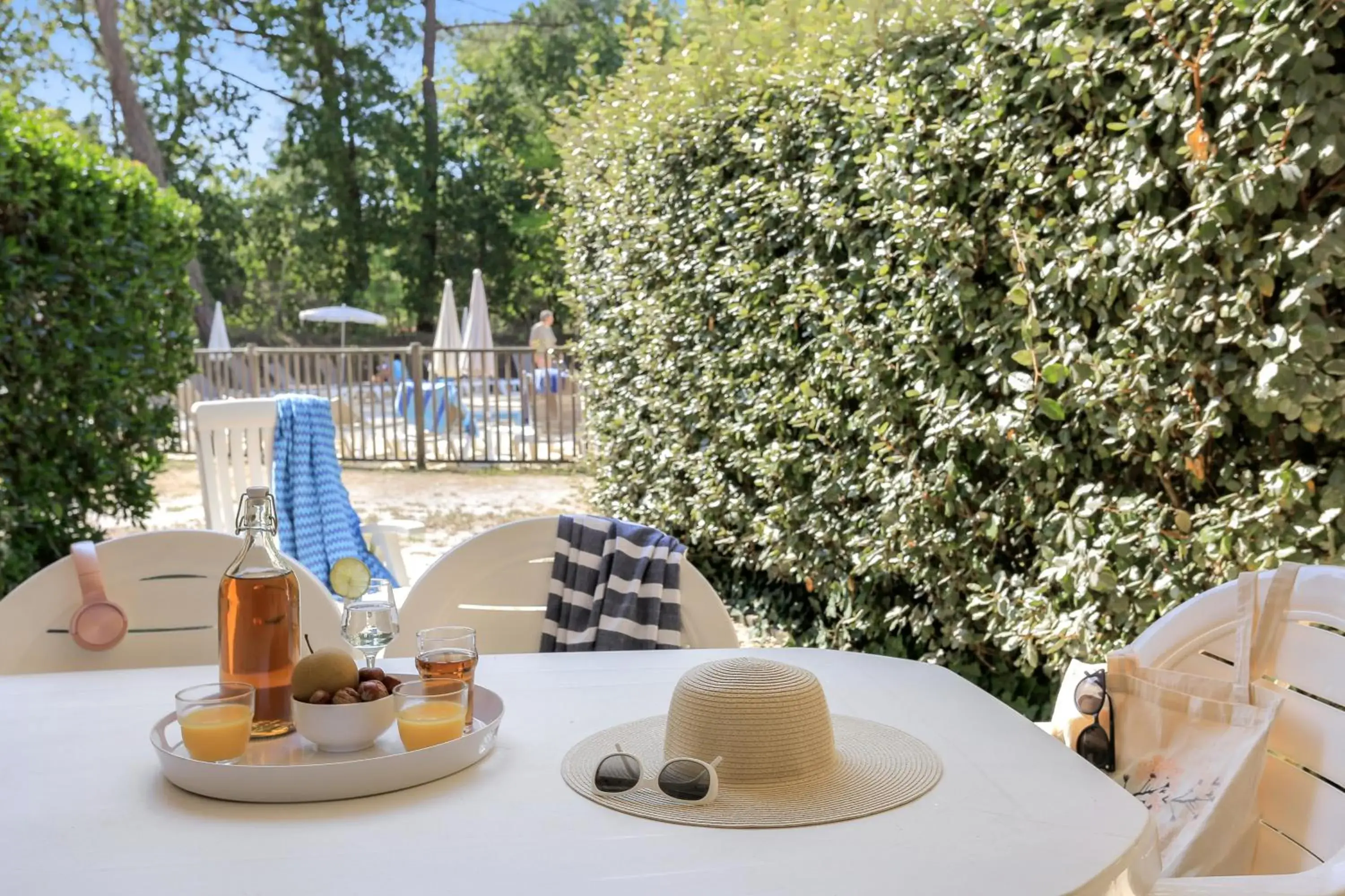 One-Bedroom Apartment with Sleeping Alcove and Terrace or Balcony (6 People) in Résidence Pierre & Vacances Les Dunes du Médoc One-Bedroom Apartment with Sleeping Alcove and Terrace or Balcony (6 People) in Résidence Pierre & Vacances Les Dunes du Médoc