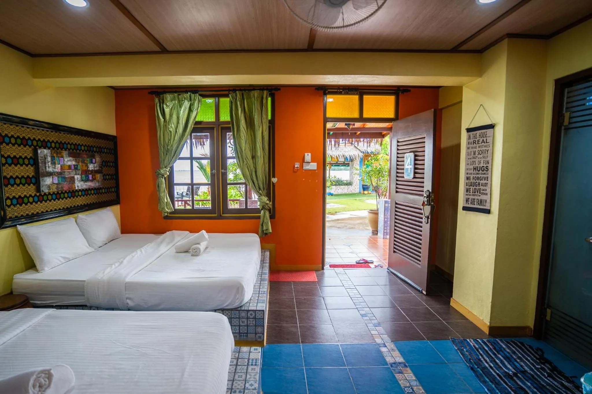 Photo of the whole room, Bed in Lost Paradise Resort