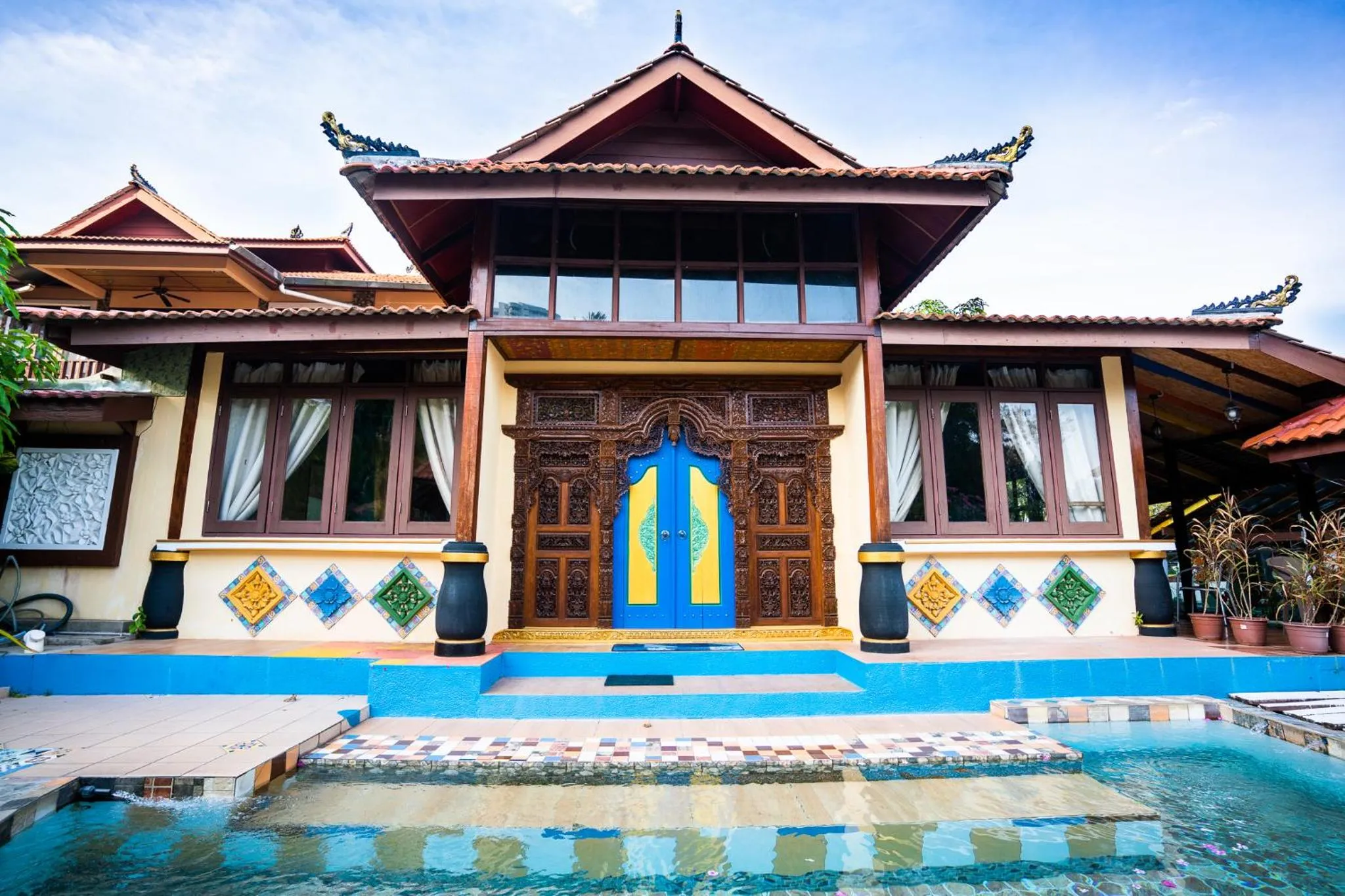 Property building in Lost Paradise Resort