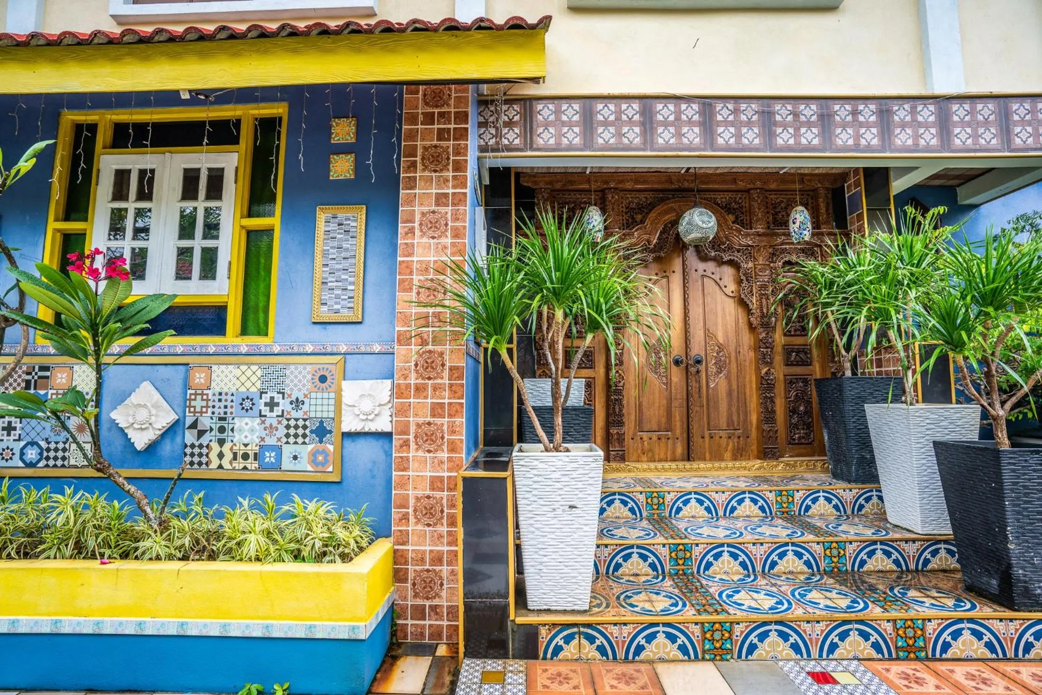 Facade/entrance in Lost Paradise Resort