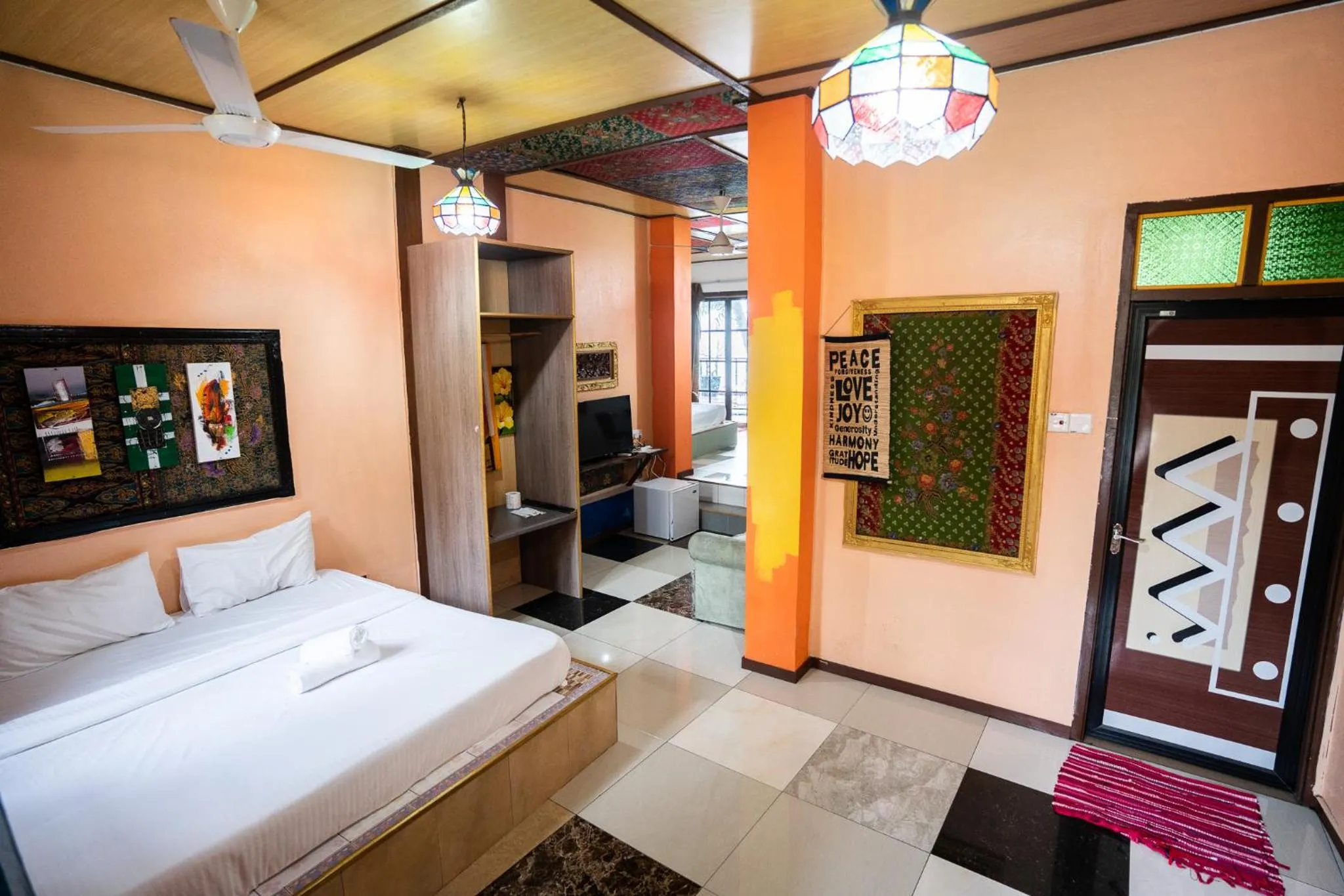 Photo of the whole room, Bed in Lost Paradise Resort