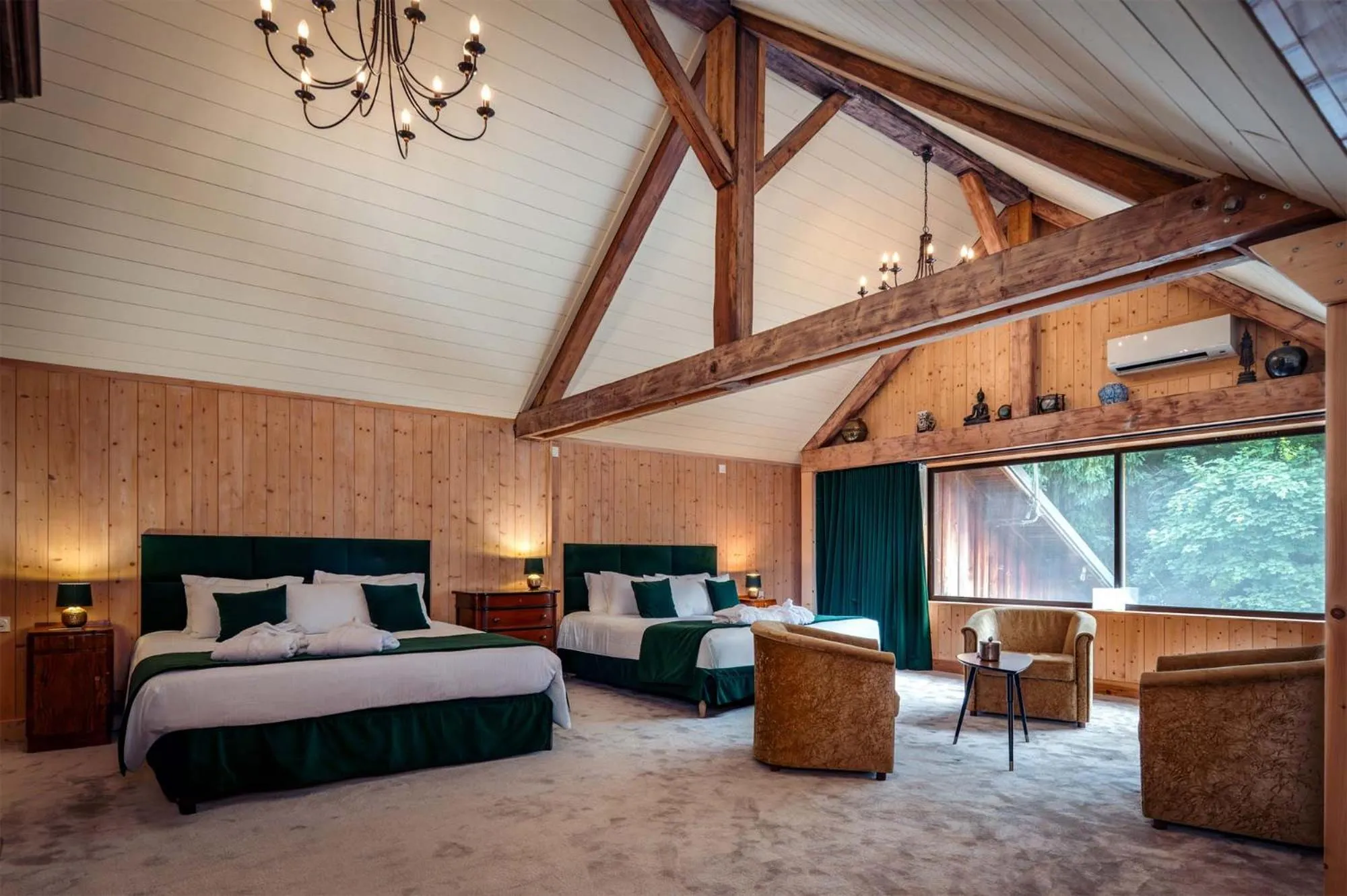 Bed in Château de Candie