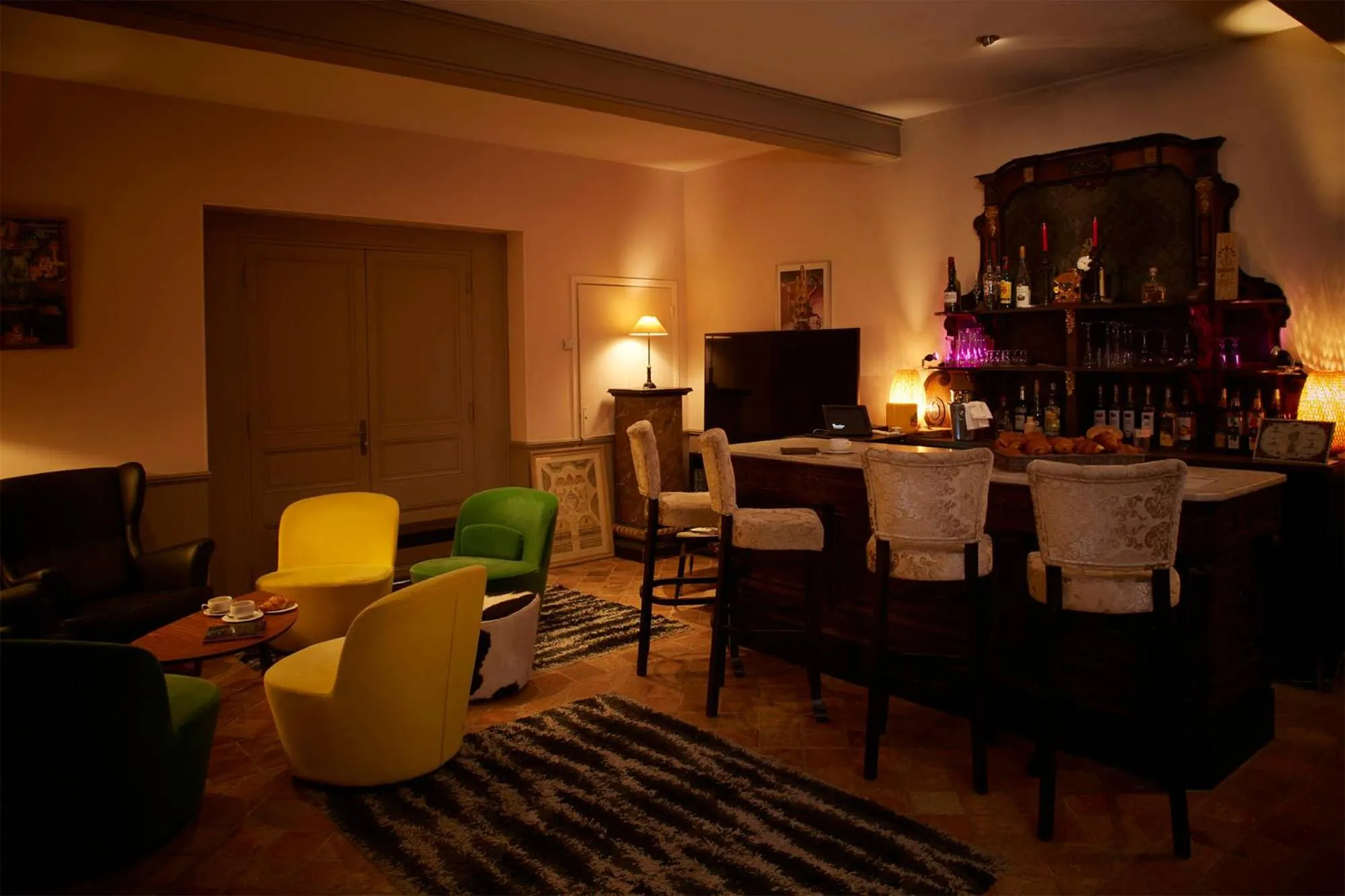 Lounge or bar in Château de Candie
