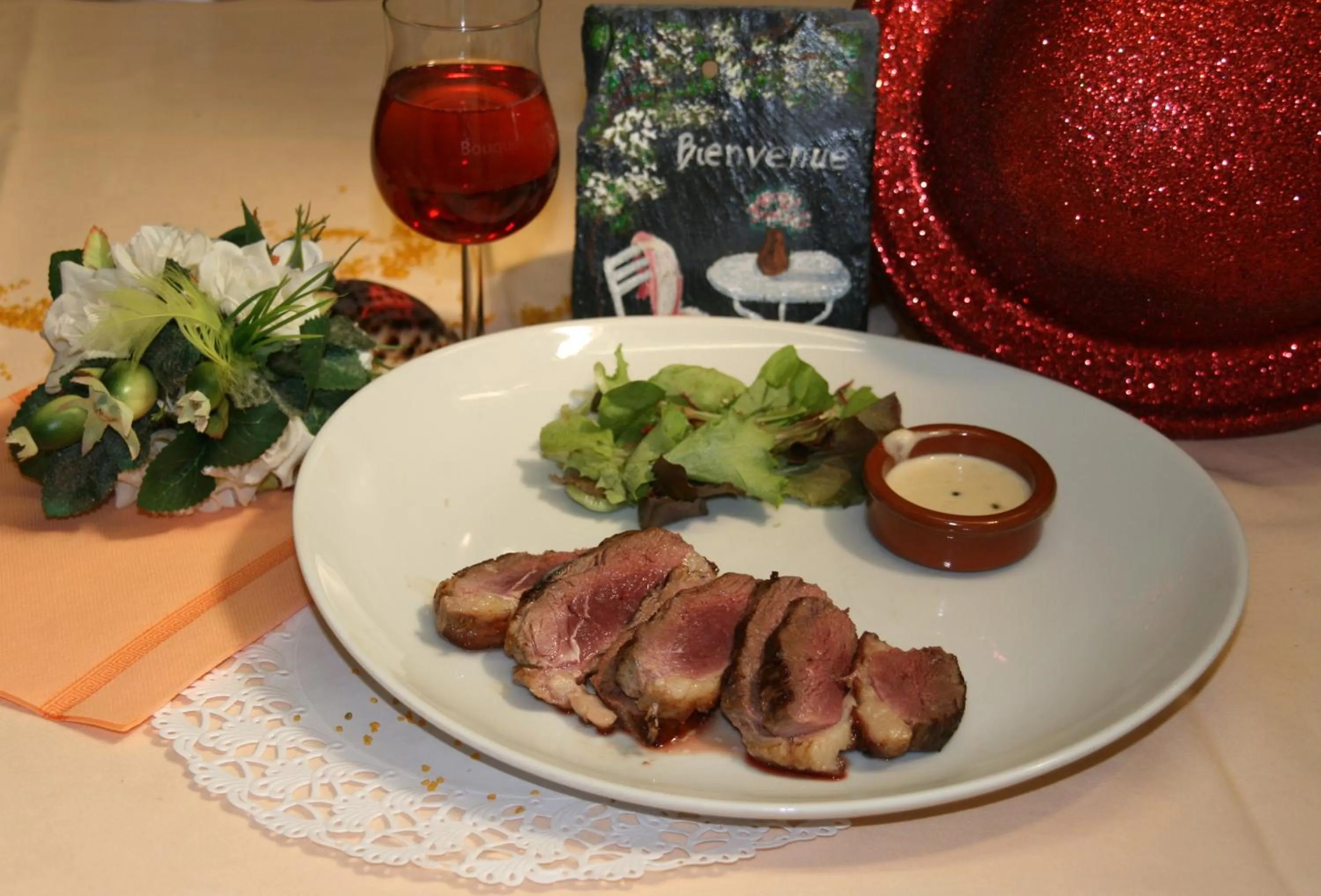 Food close-up in Restaurant & Chambres d'Hôtes L'Eau Vive