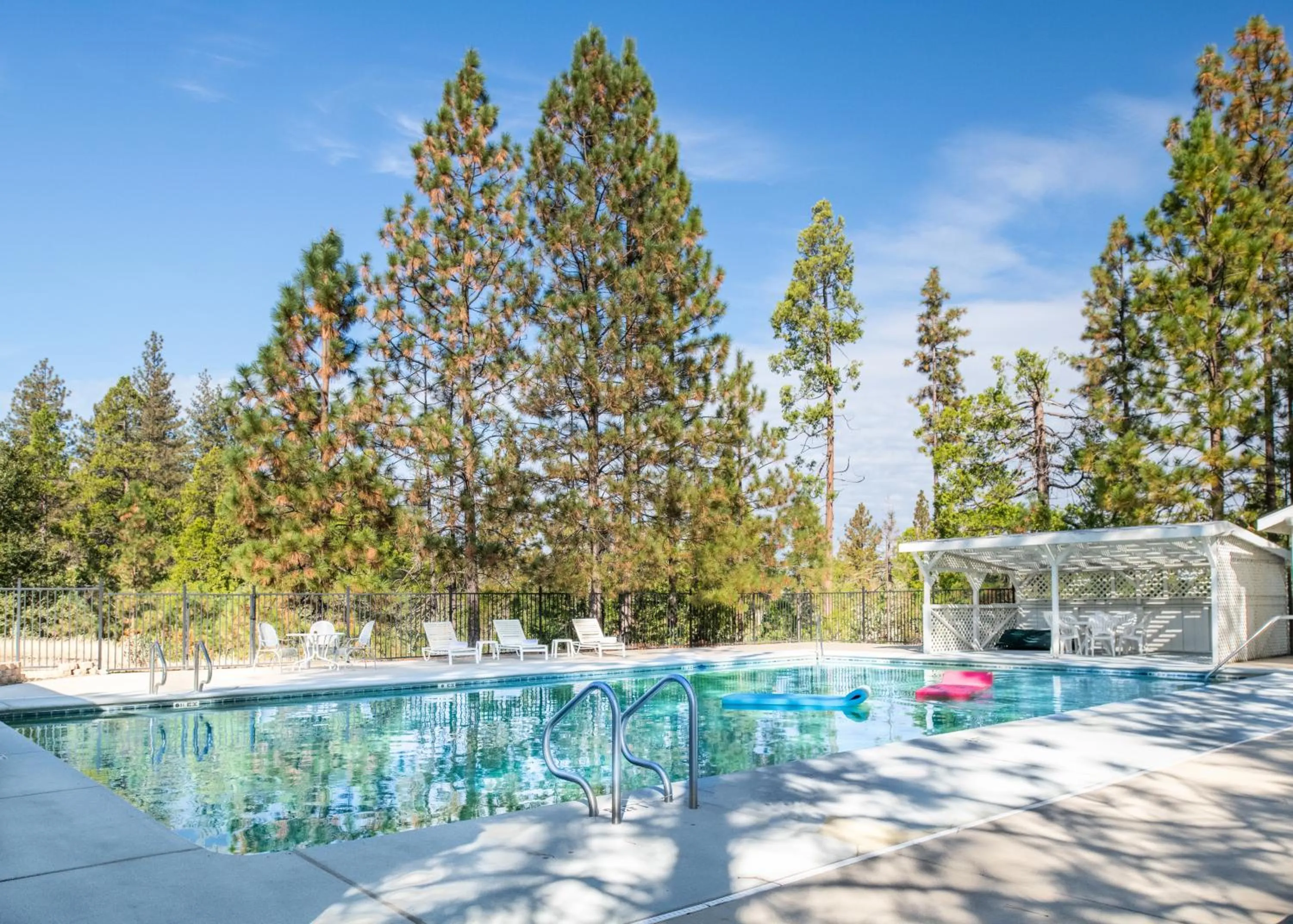Swimming pool in Inn at Sugar Pine Ranch