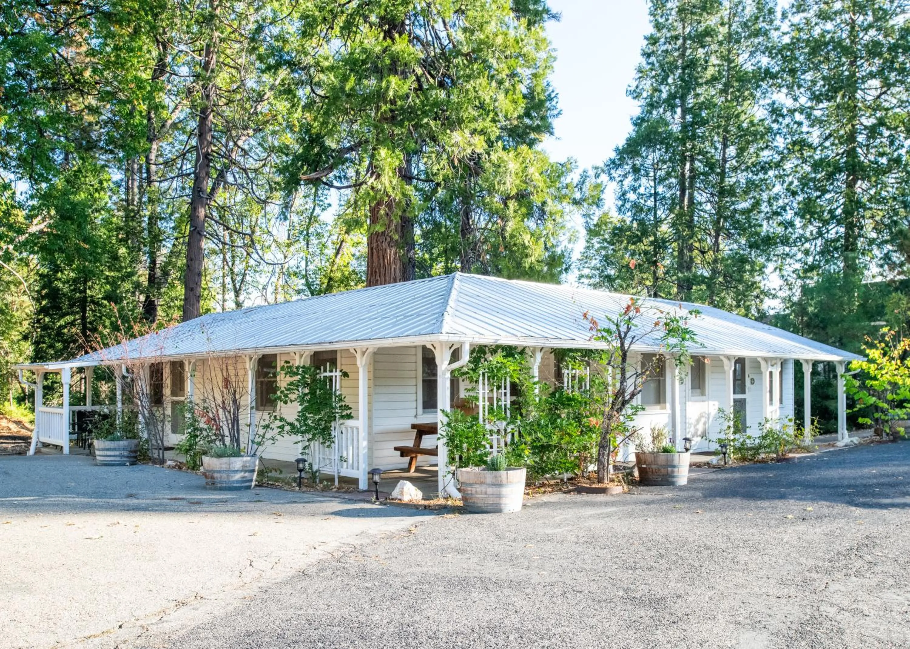 Property building in Inn at Sugar Pine Ranch
