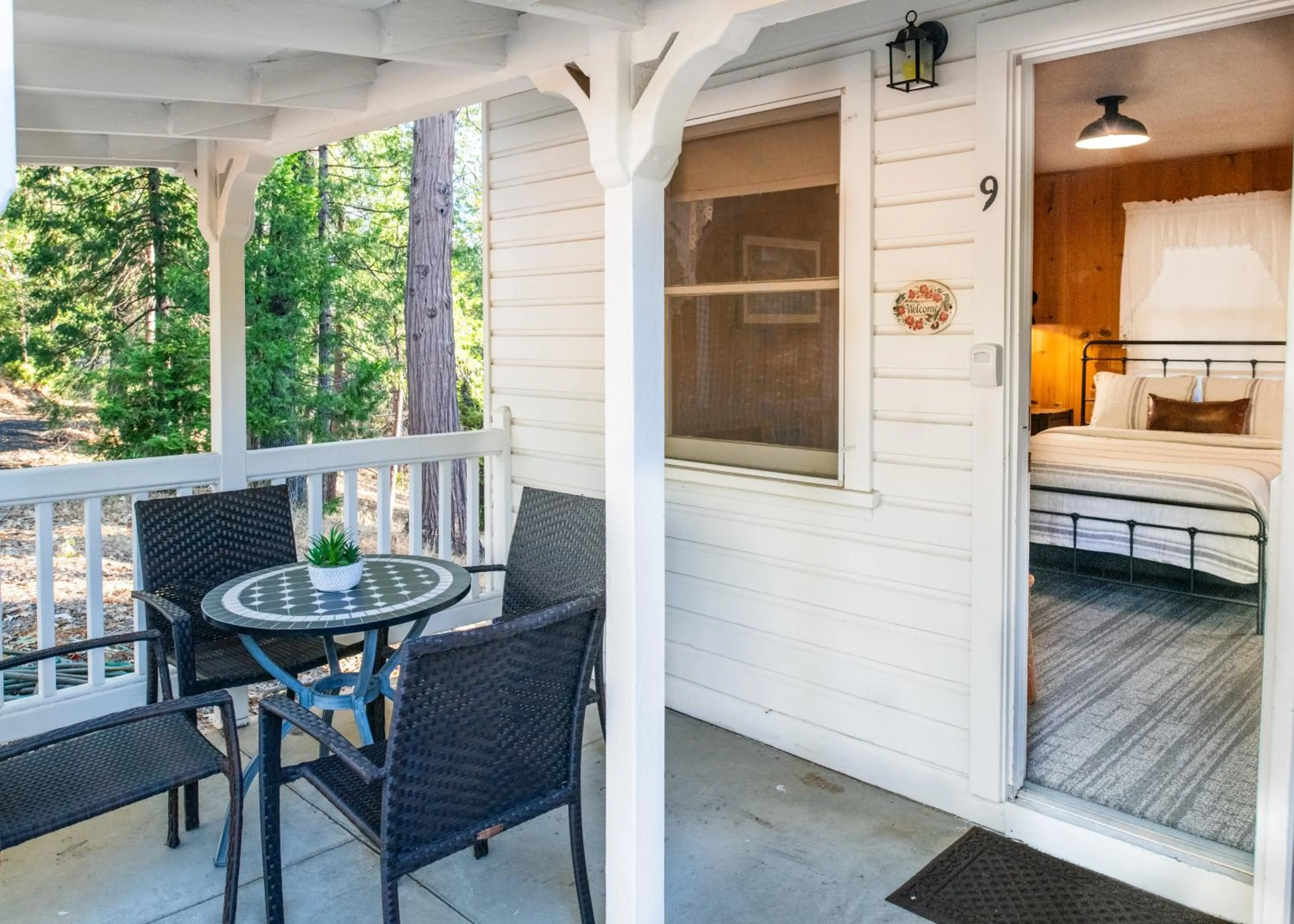 Patio, Bed in Inn at Sugar Pine Ranch