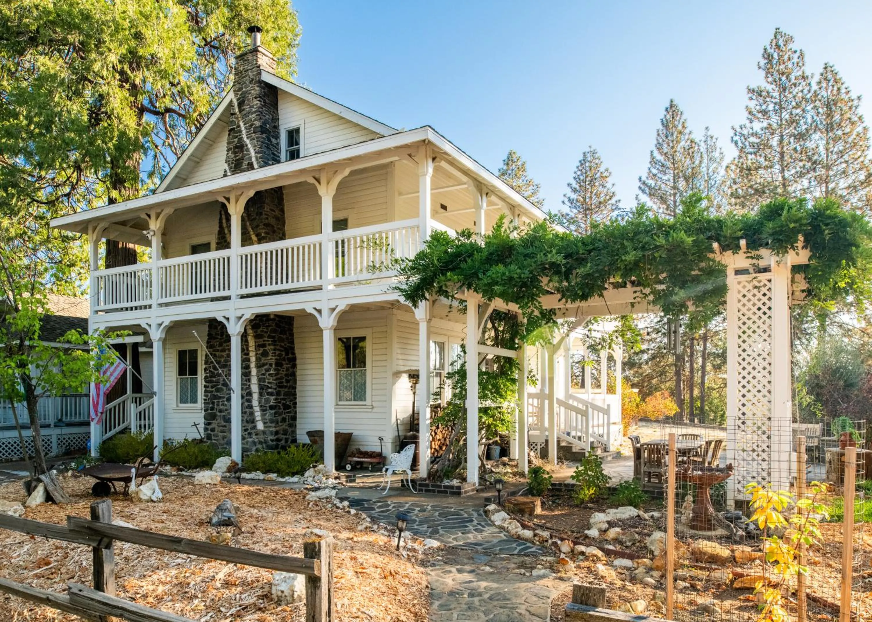 Property building in Inn at Sugar Pine Ranch
