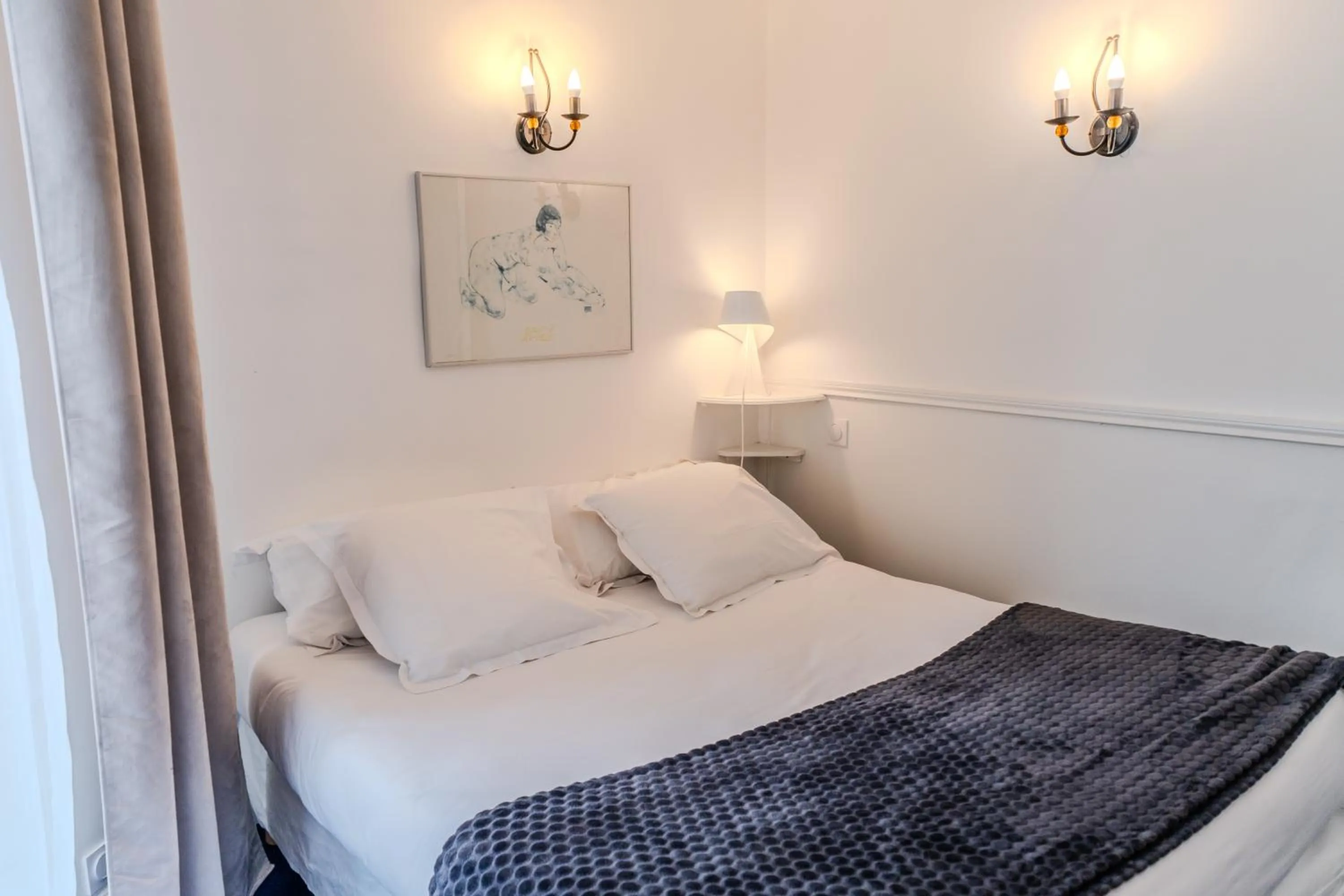 Bedroom, Bed in Brueghel