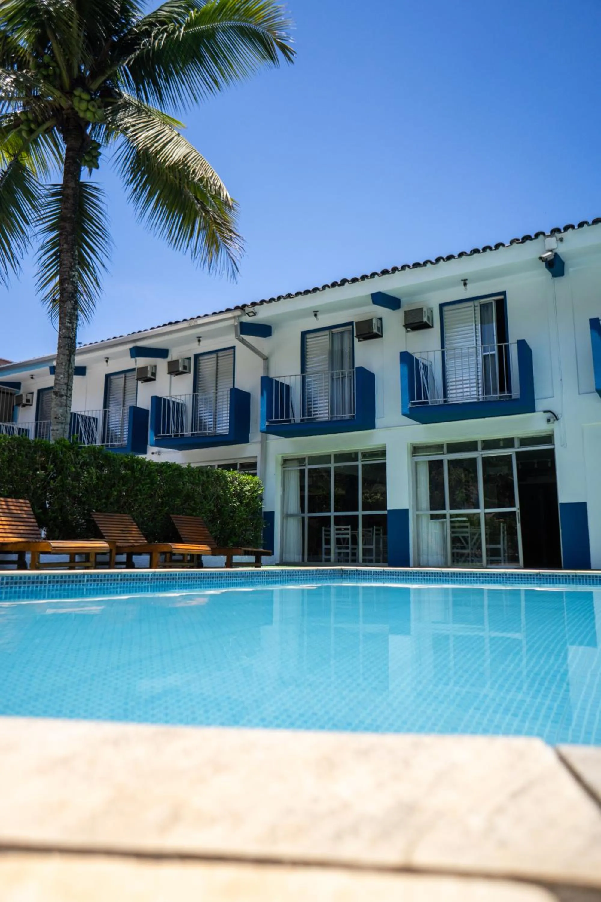 Swimming pool in MOVA - Hotel Costa Azul