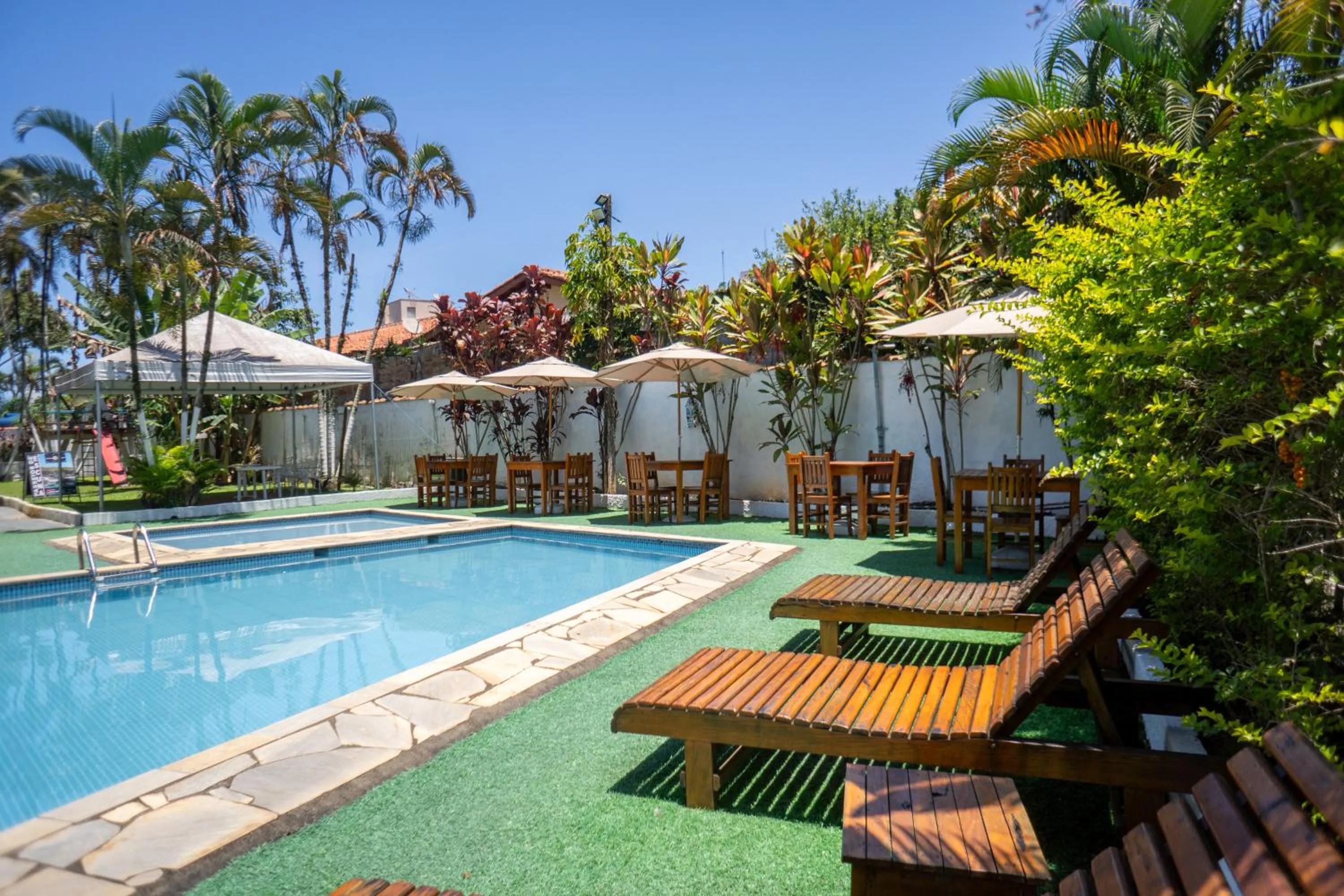 Swimming pool in MOVA - Hotel Costa Azul