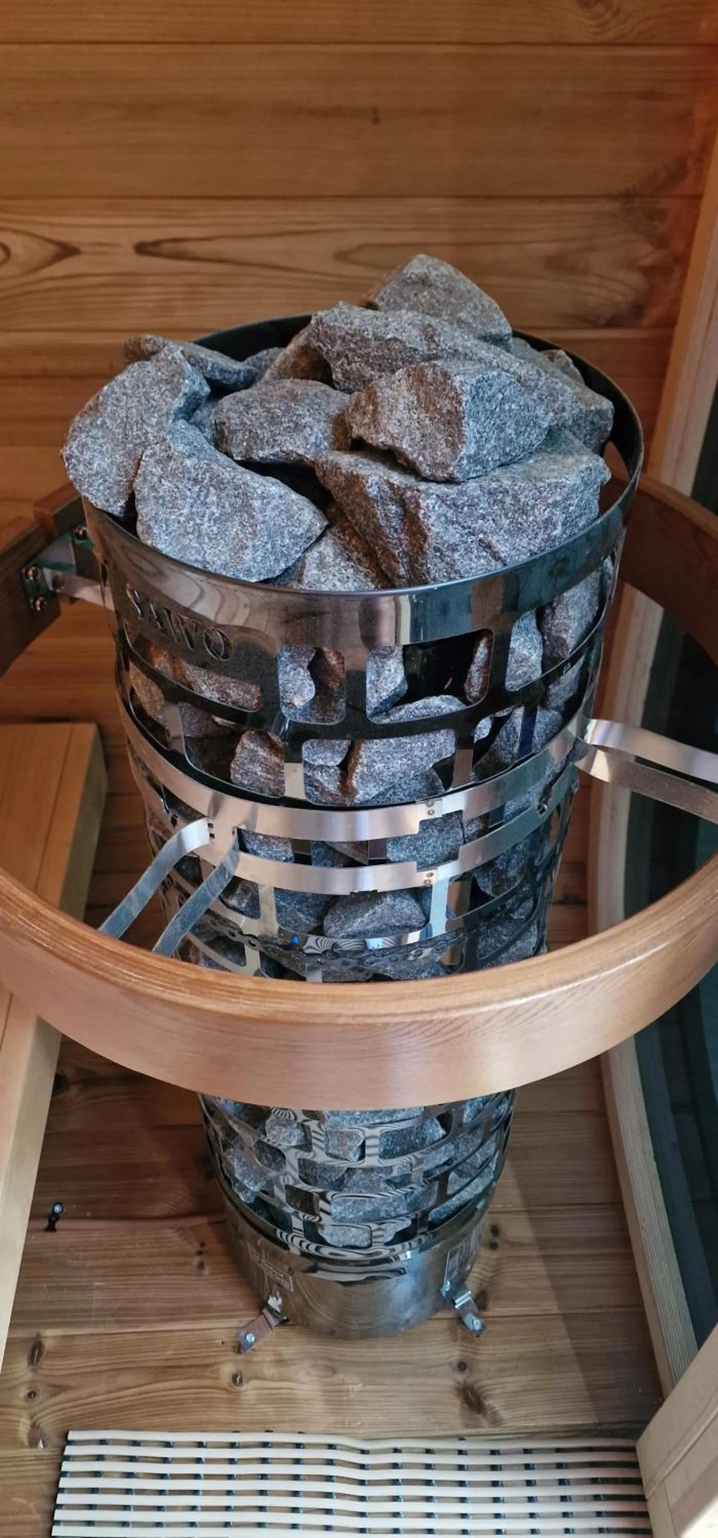 Sauna in The Railway Inn MK - Victorian 3-Bedroom Home with Sauna, Jacuzzi Bath, FAST WI-FI & Free Parking