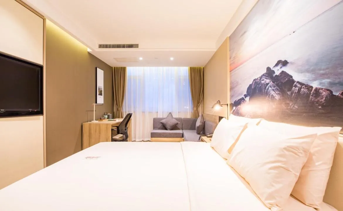 Bed in Atour Hotel Weihai City Center