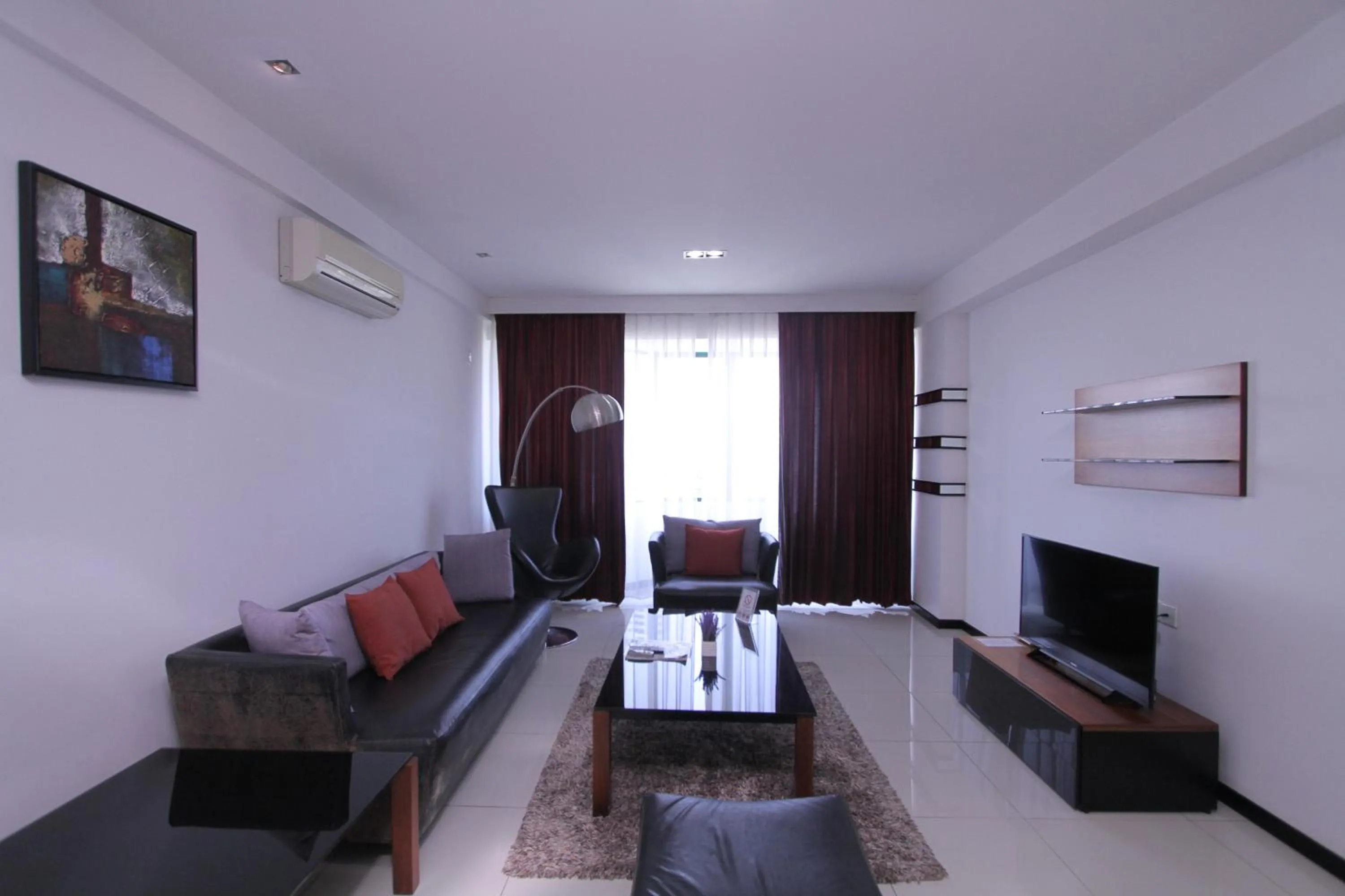 Likas Square - KK Apartment Suite