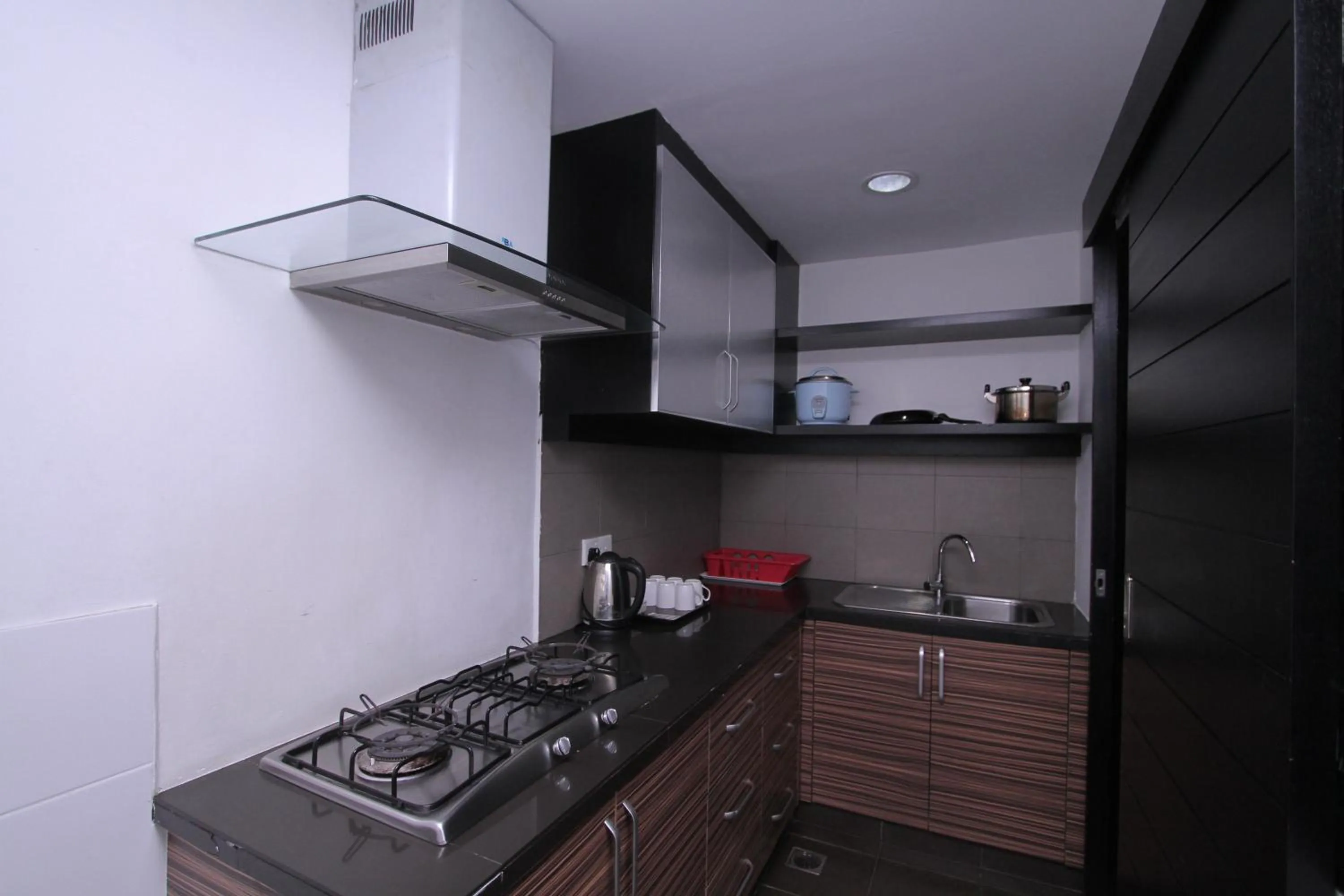 Likas Square - KK Apartment Suite