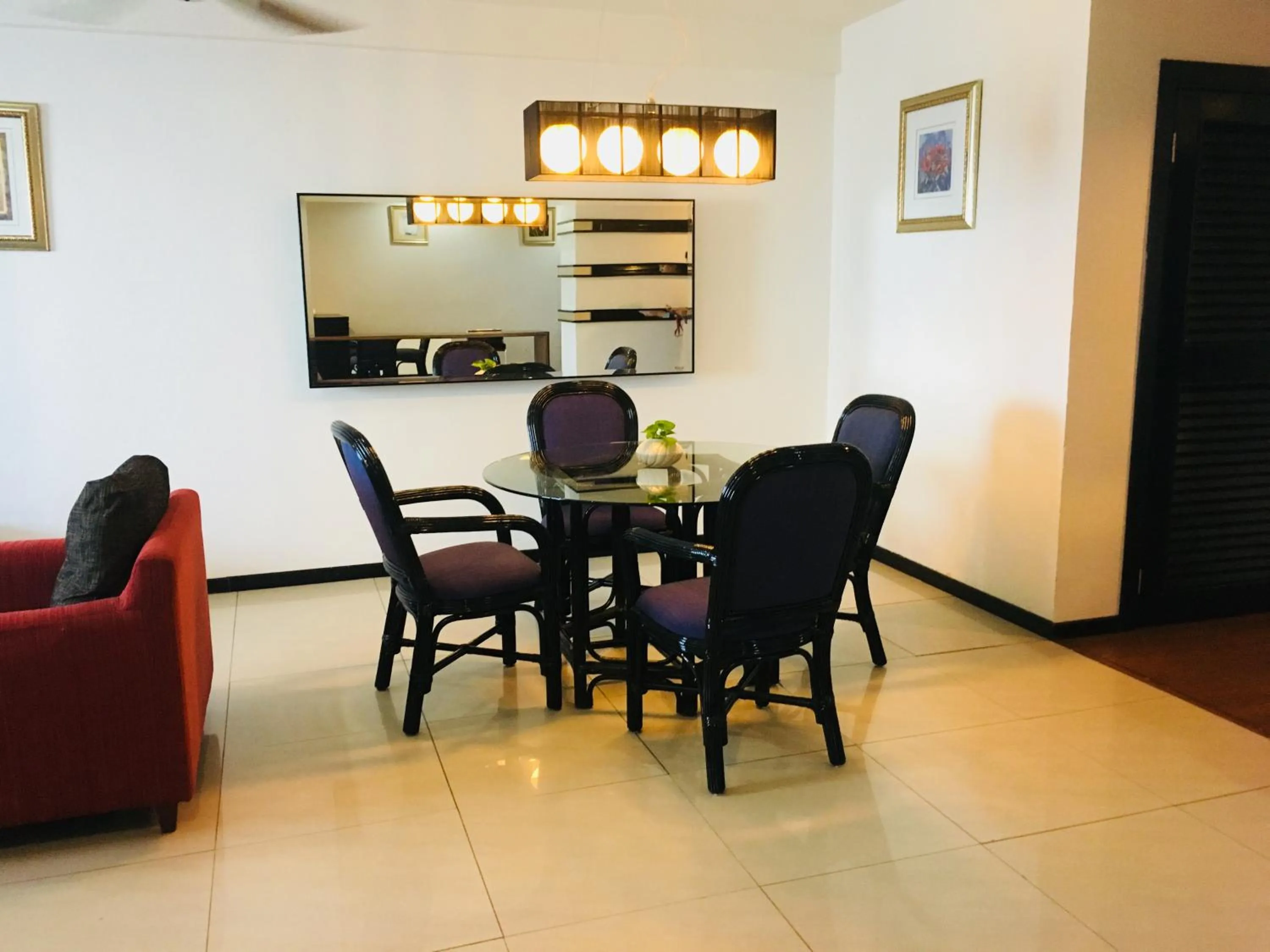 Likas Square - KK Apartment Suite