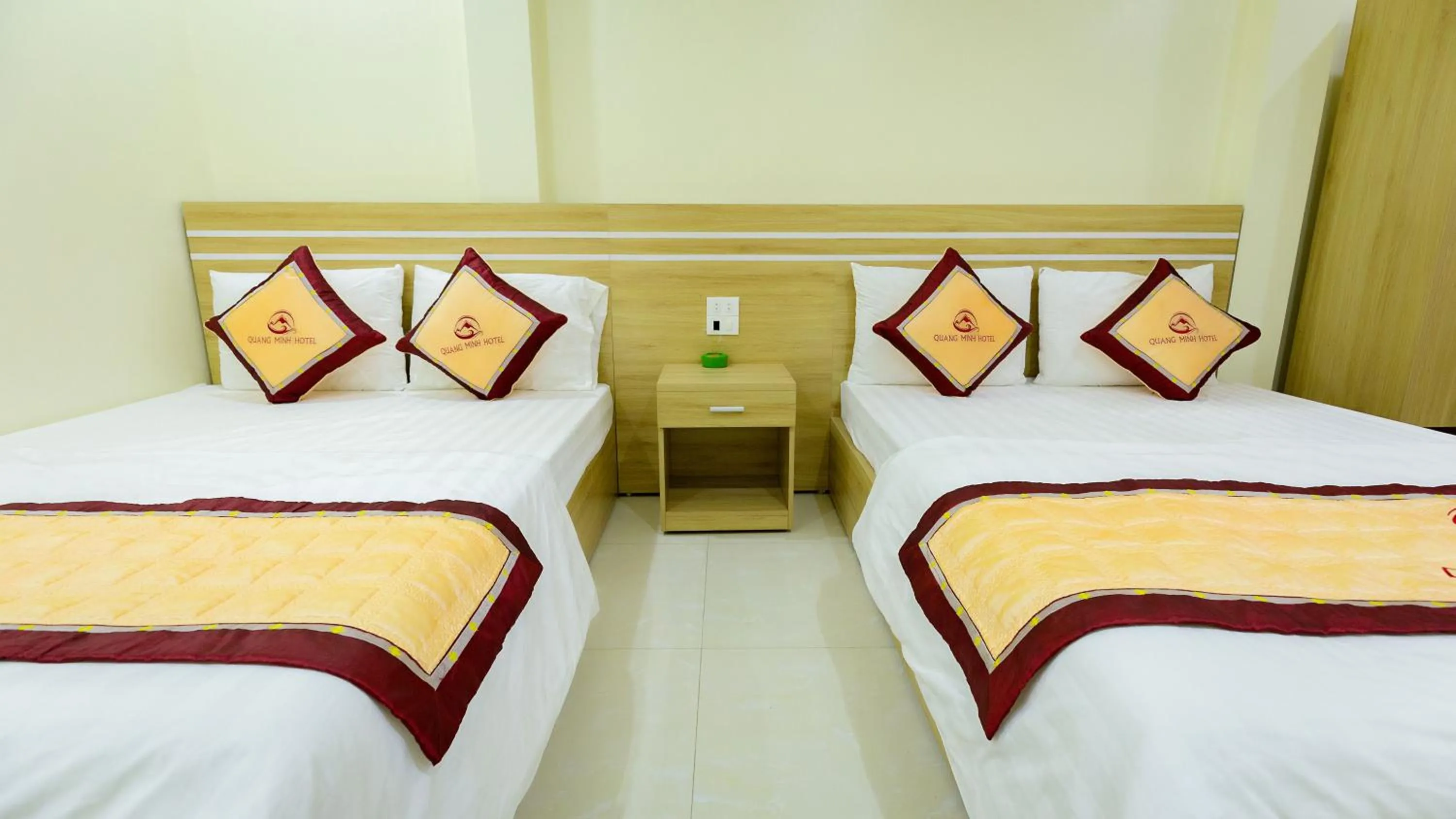 Bed in Quang Minh Hotel
