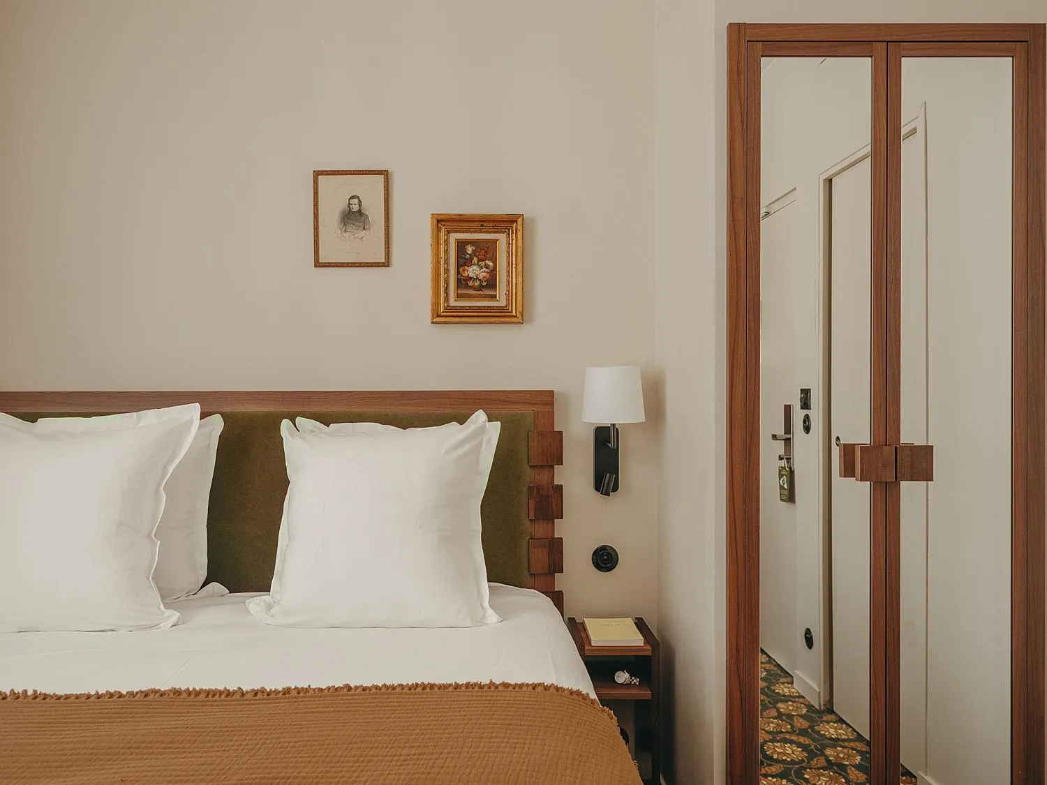 Bedroom, Bed in Hôtel du Savoir