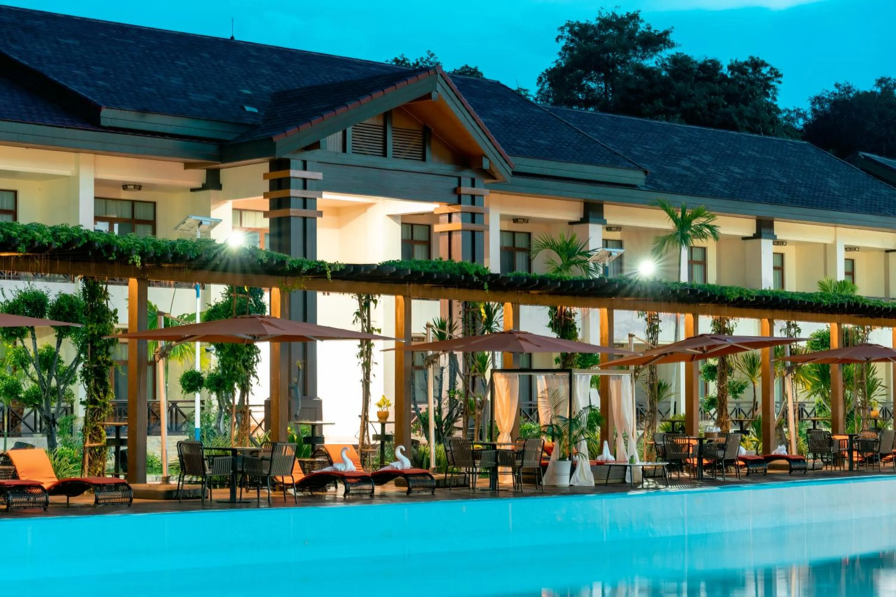 Property building in 36Manor International Sport Hotel