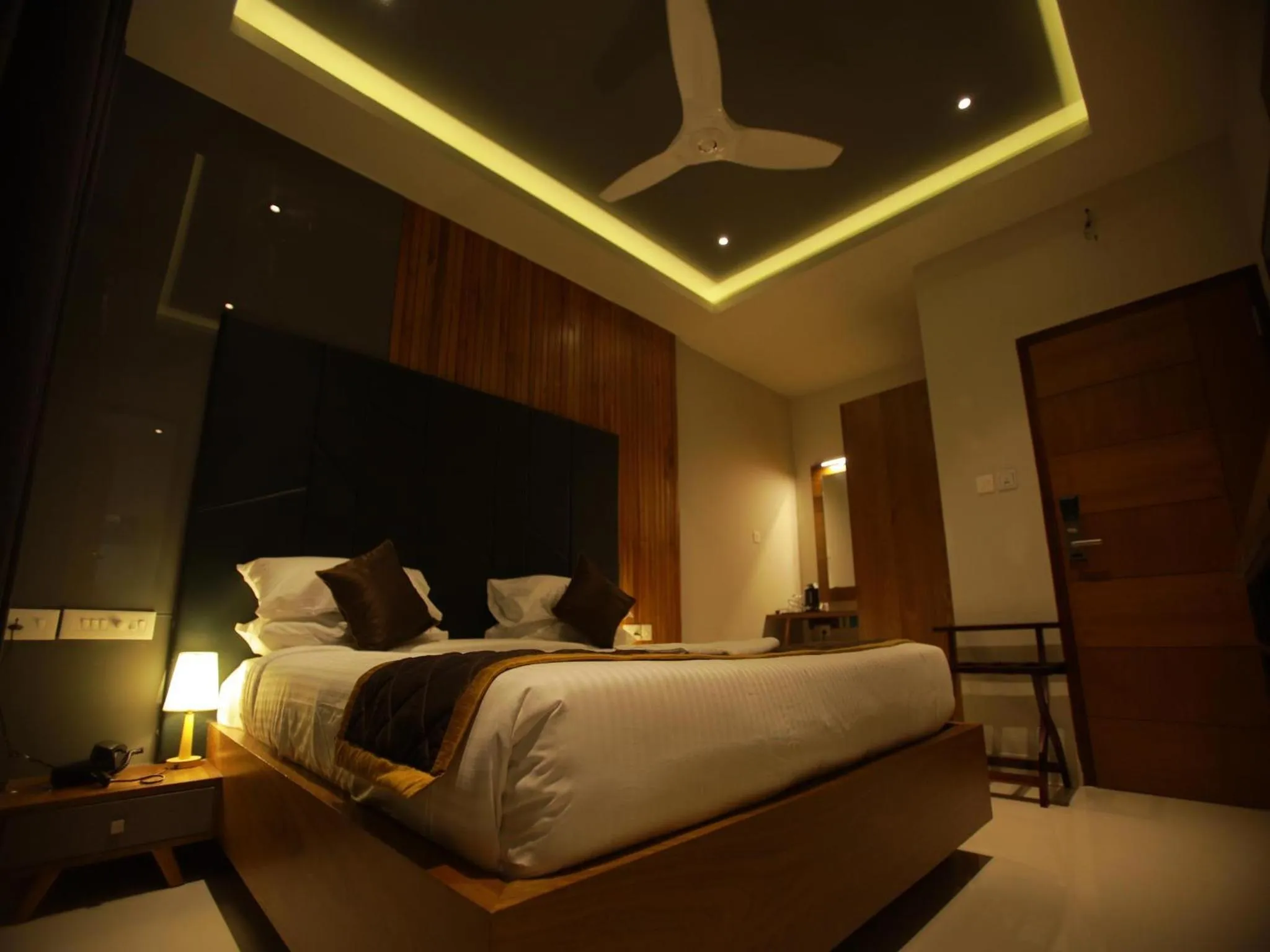 Bed in WithInn Hotel - Kannur Airport