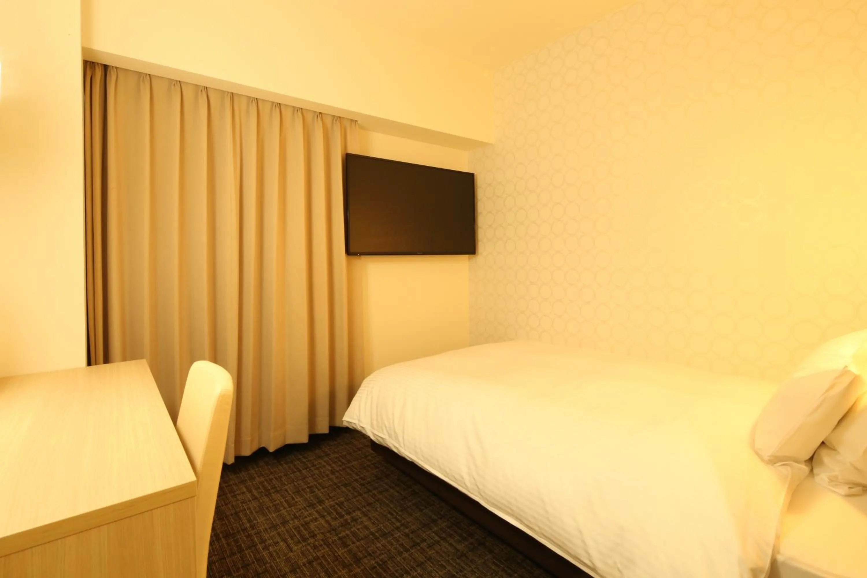Photo of the whole room, Bed in AB Hotel Yukuhashi