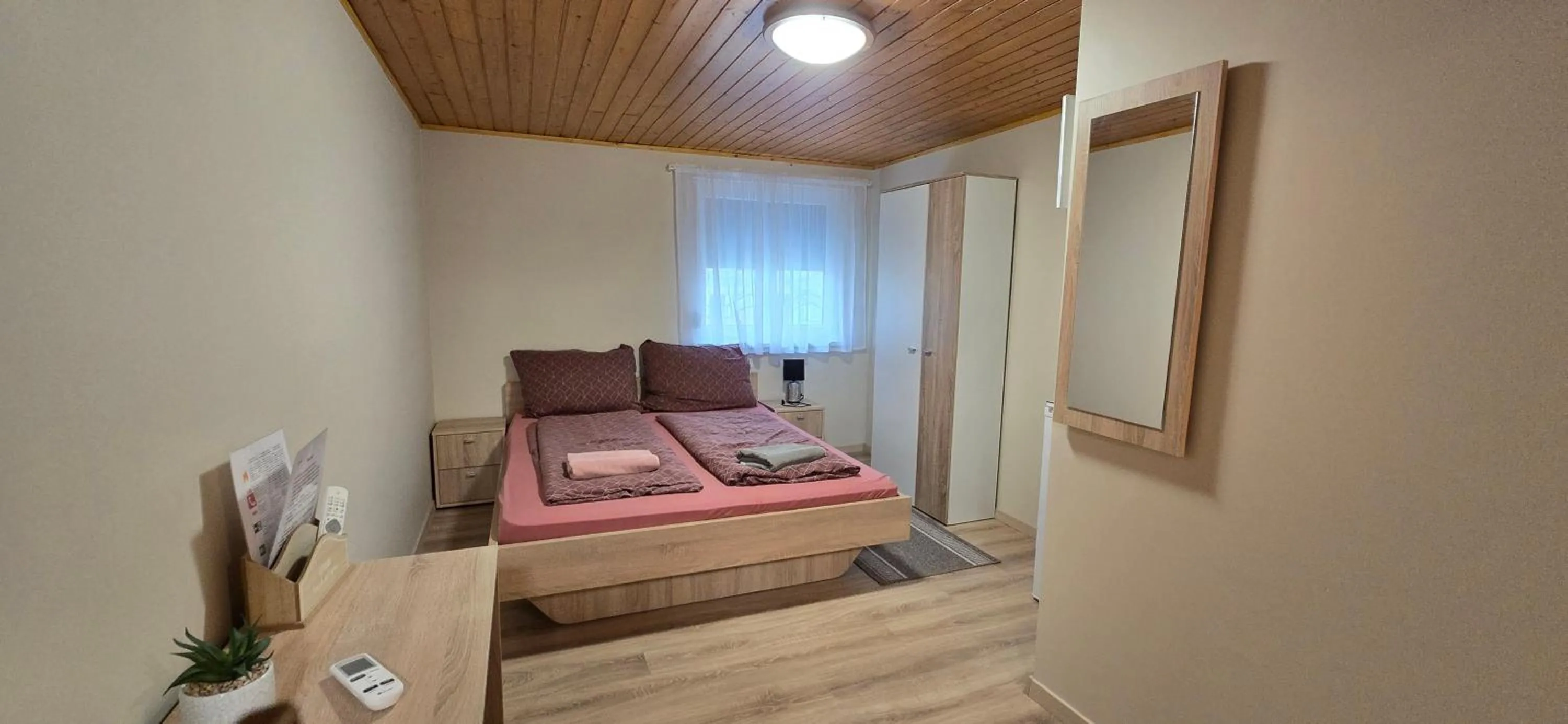 Photo of the whole room, Bed in Anna-Lak