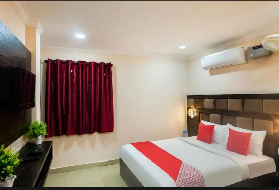 Photo of the whole room in Hotel Park Tower