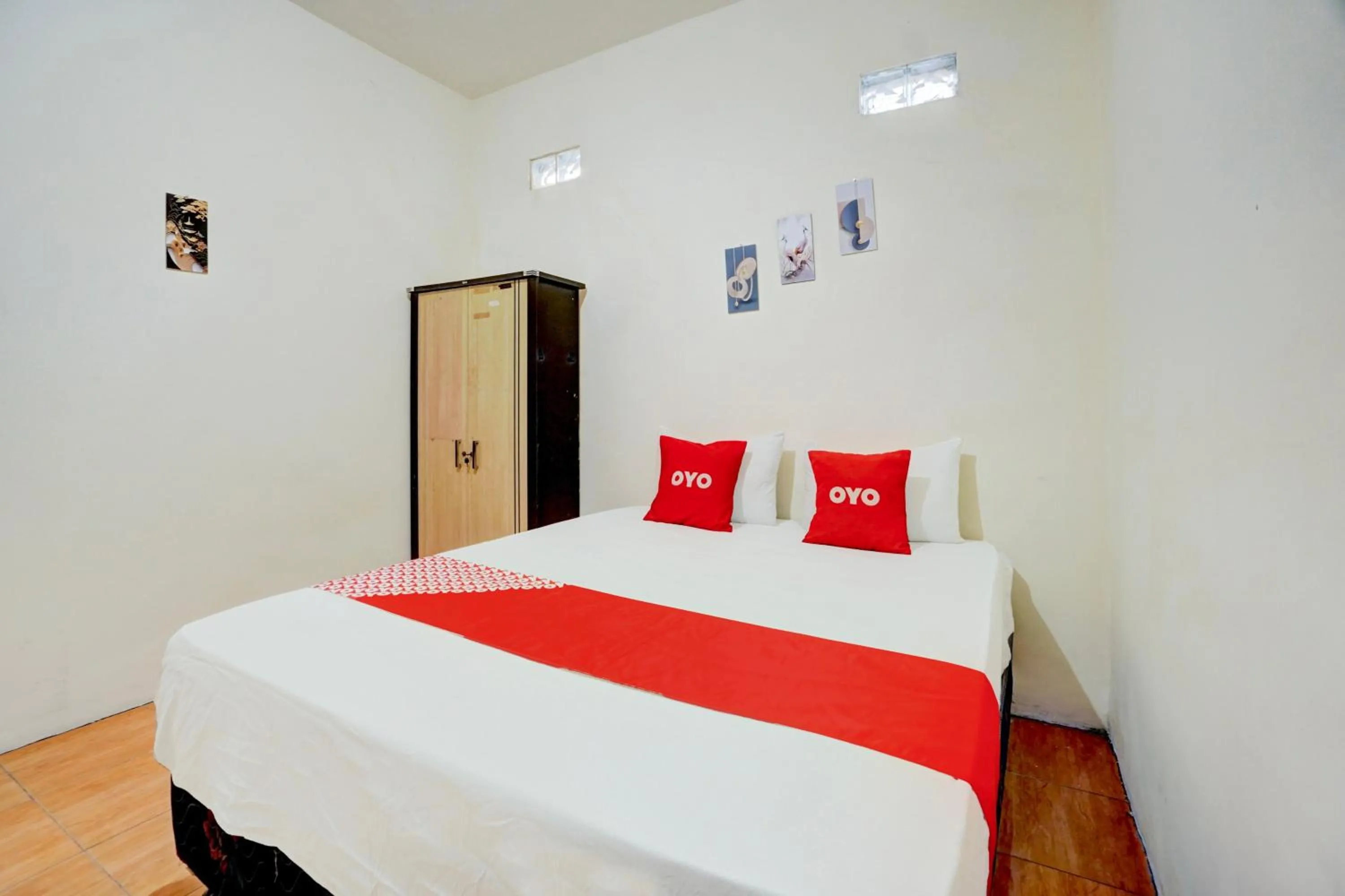 Bedroom in Petraya Residence Near City of tomorrow Mall