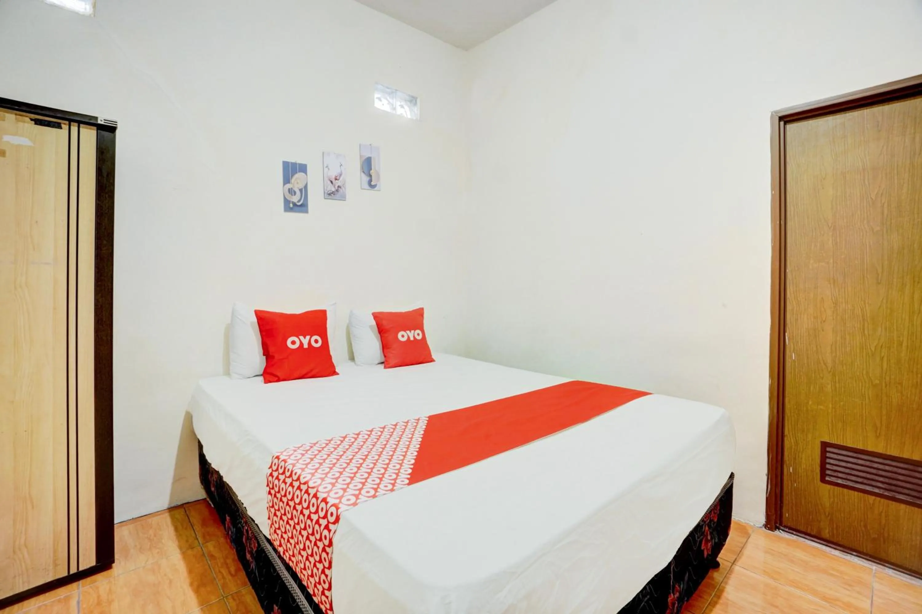 Bedroom in Petraya Residence Near City of tomorrow Mall