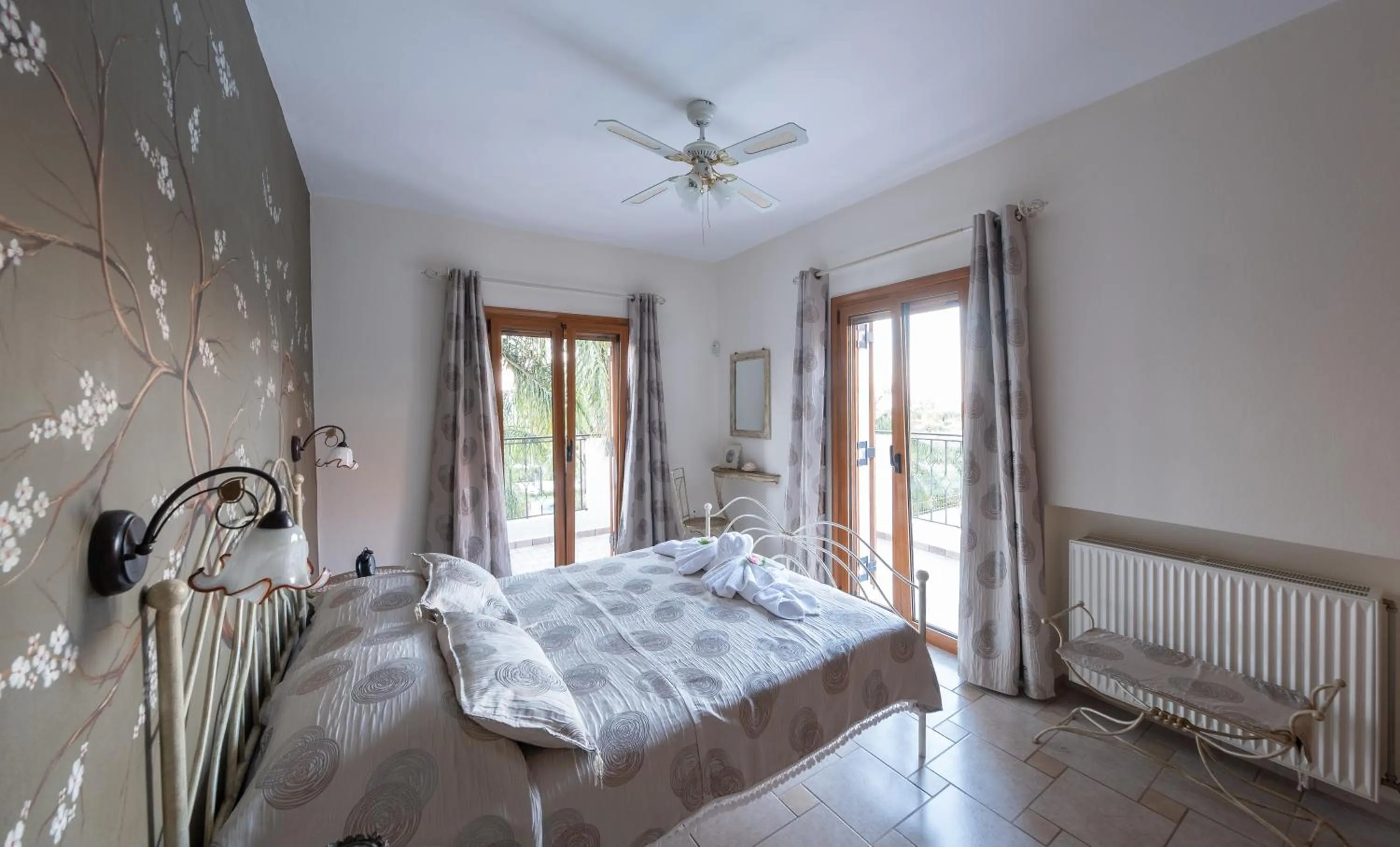 Photo of the whole room, Bed in Pandora Villas