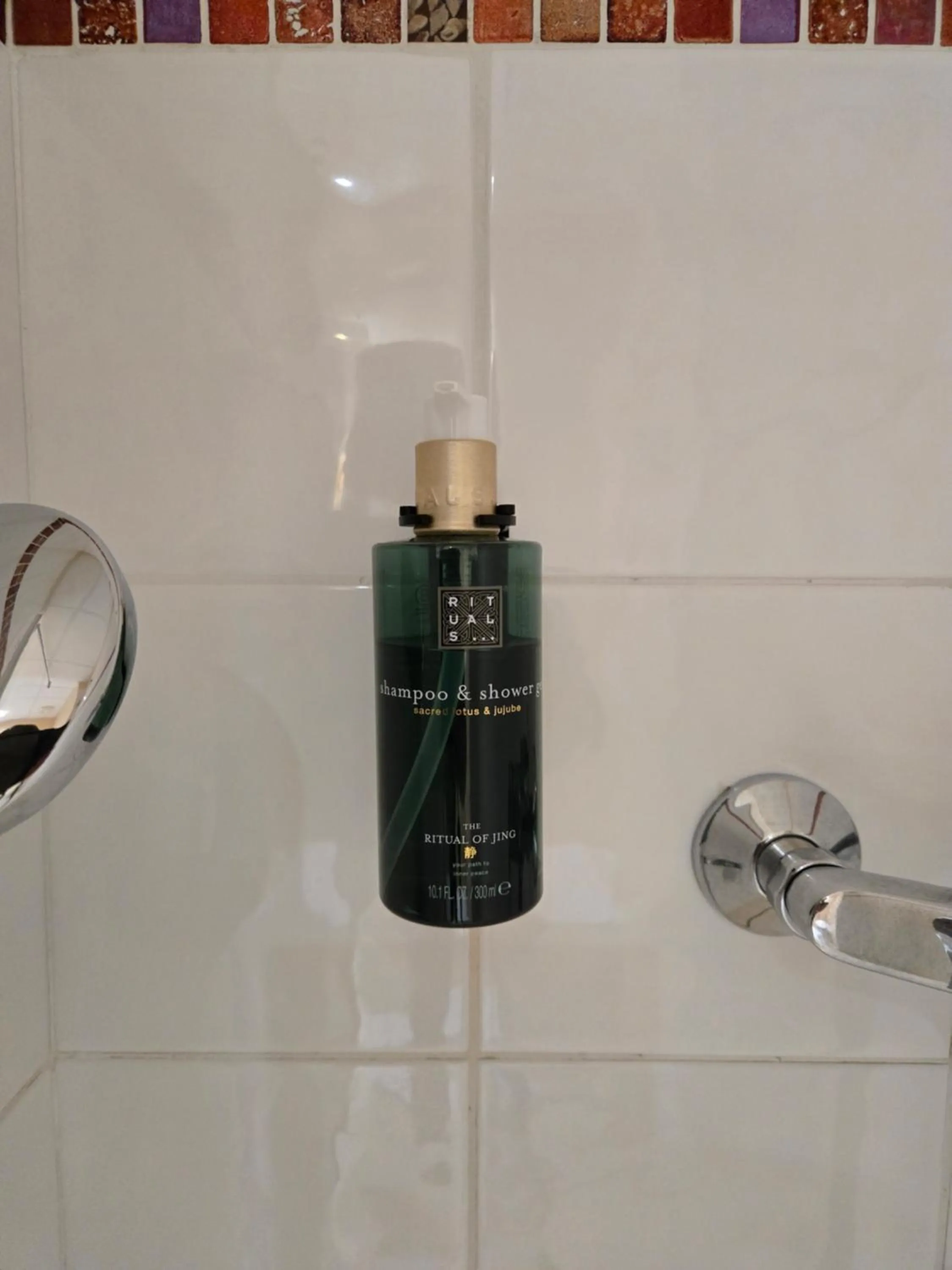 Bathroom in Hôtel Le SAINT-GENIÈS