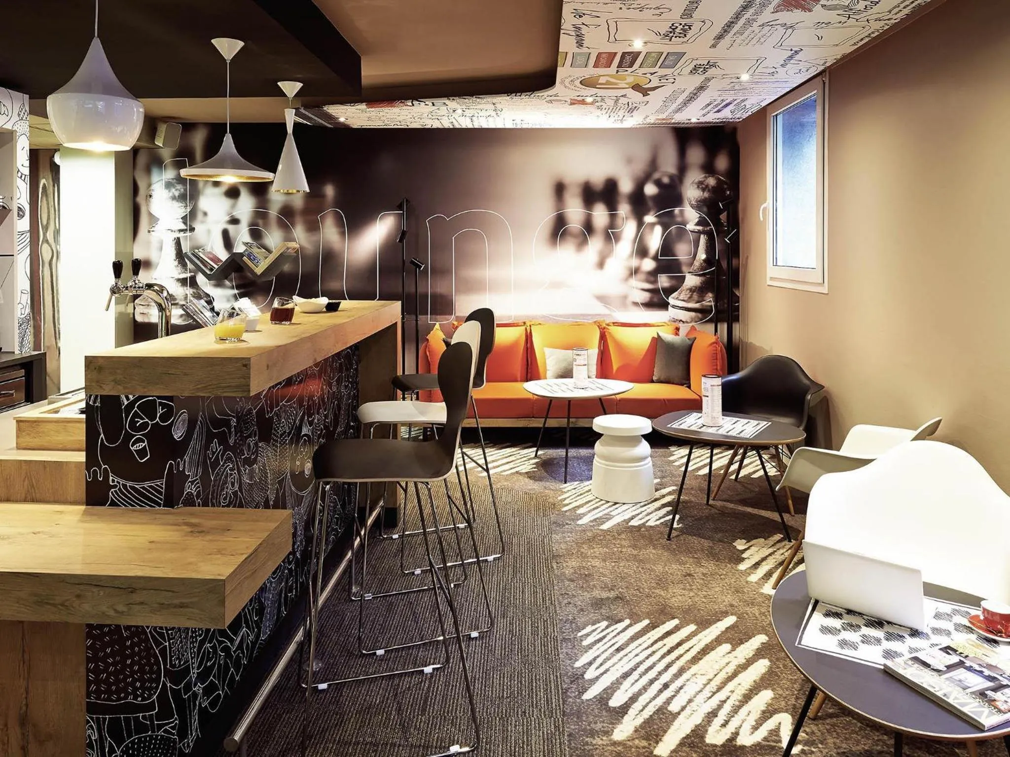 Lounge or bar in ibis Strasbourg Centre Petite France