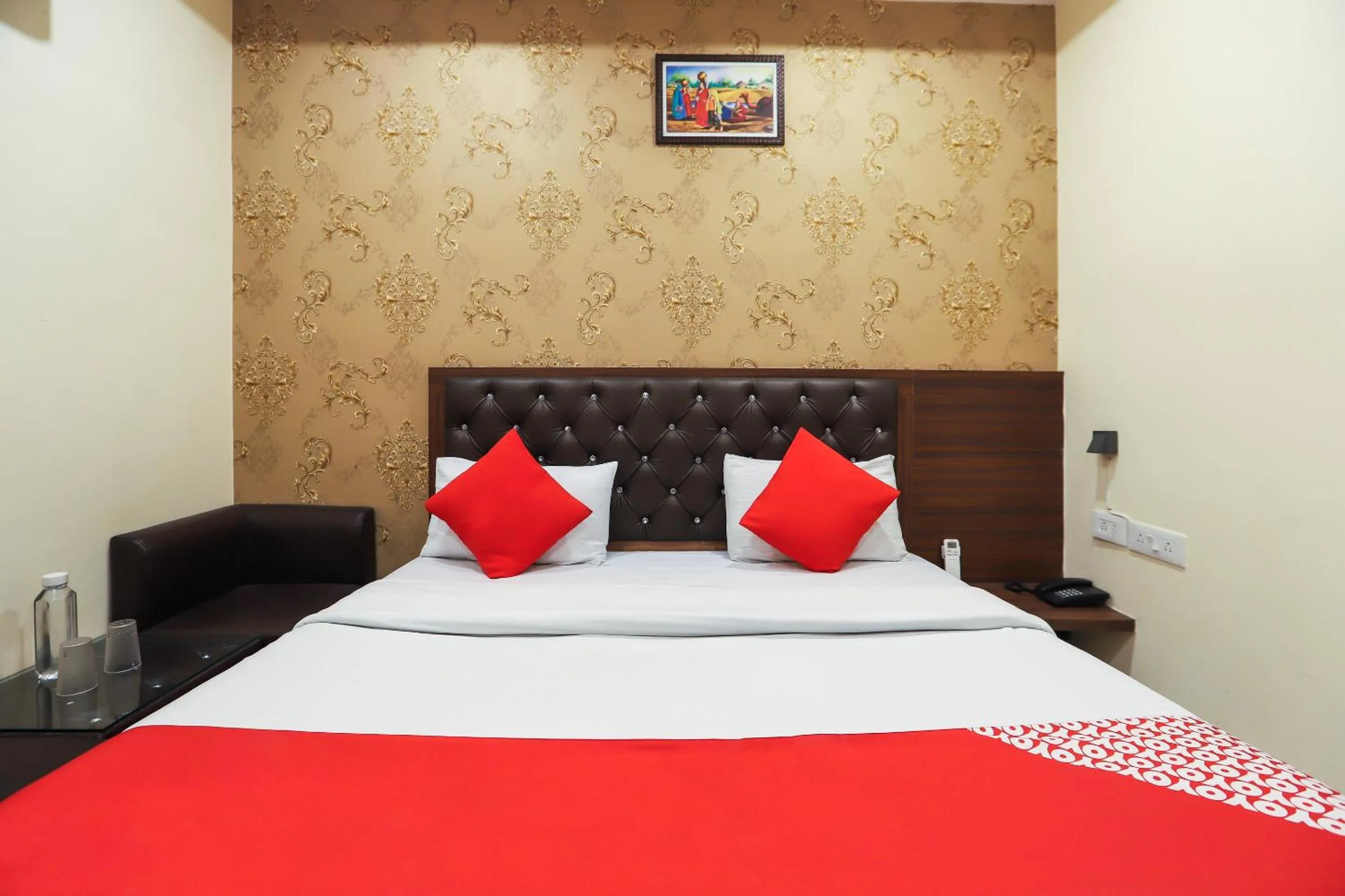 Bedroom, Bed in Hotel O City Residency
