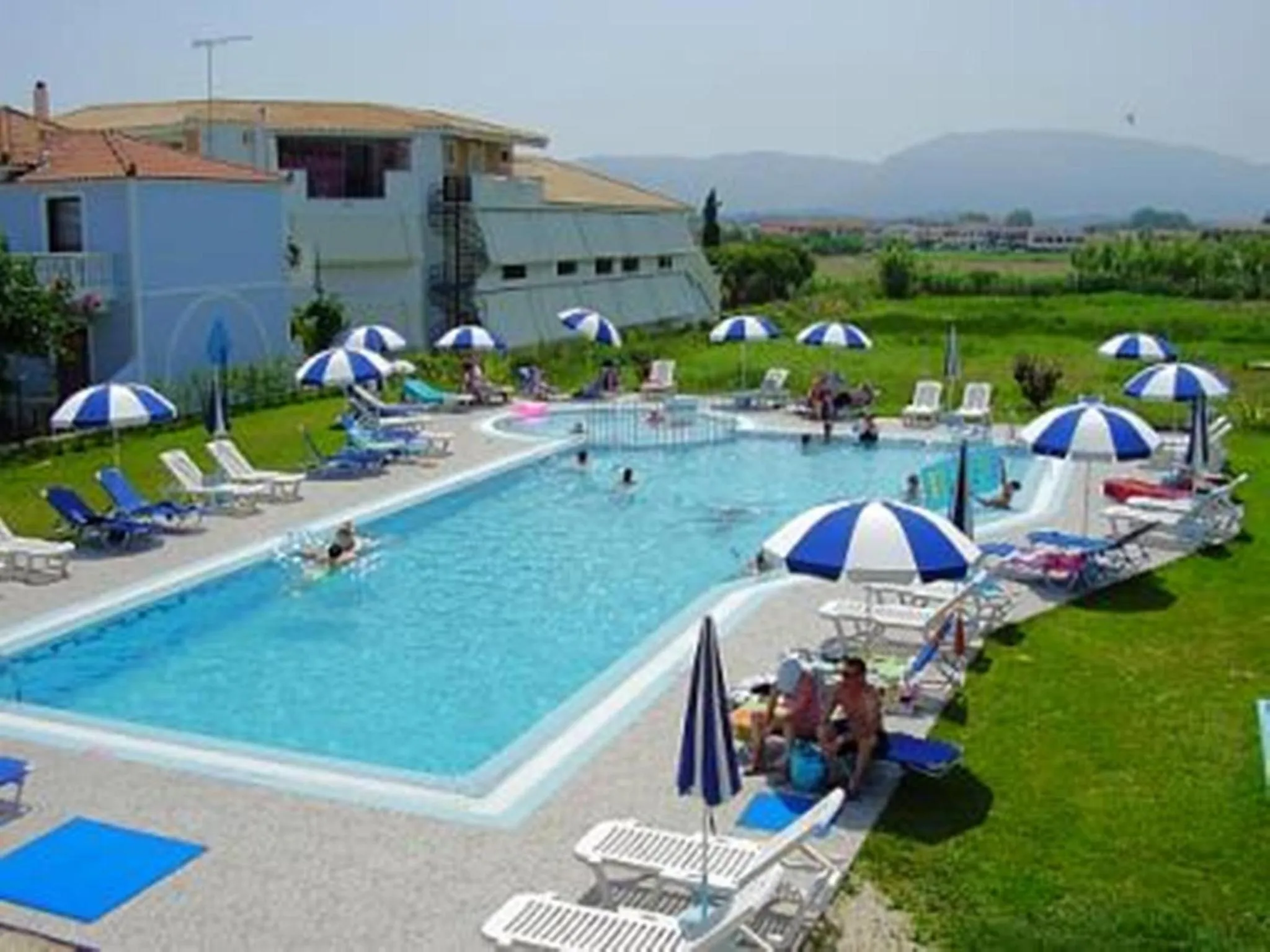 Swimming pool in Plubis Studios